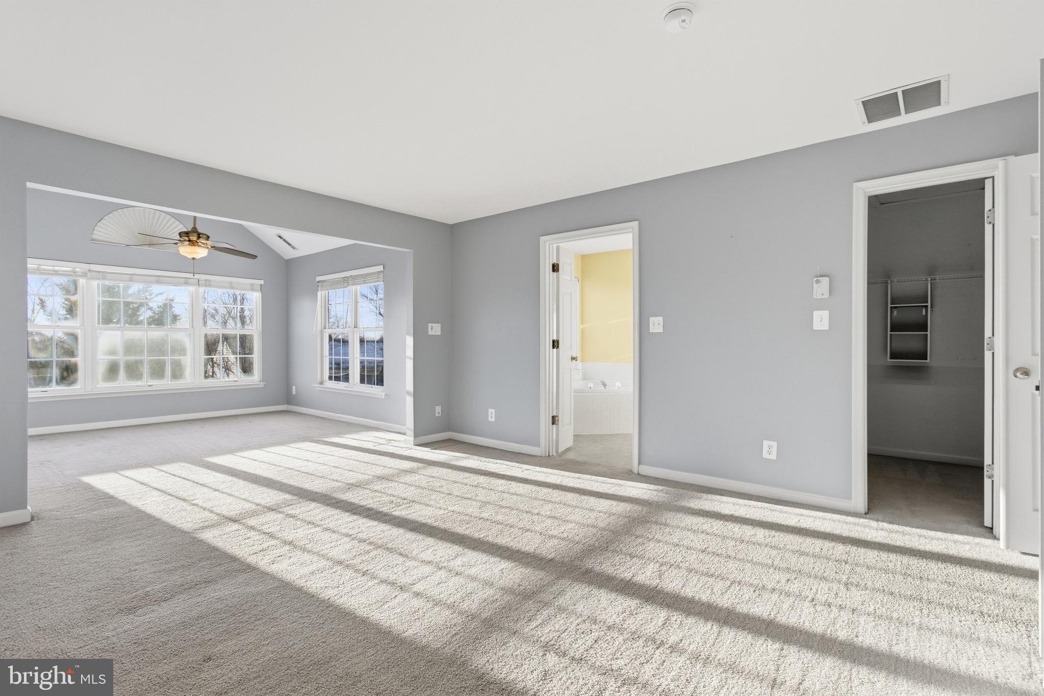 SPRING LAKES - Residential