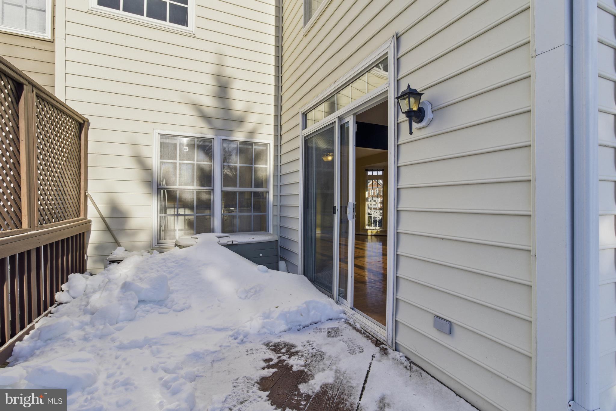 SPRING LAKES - Residential