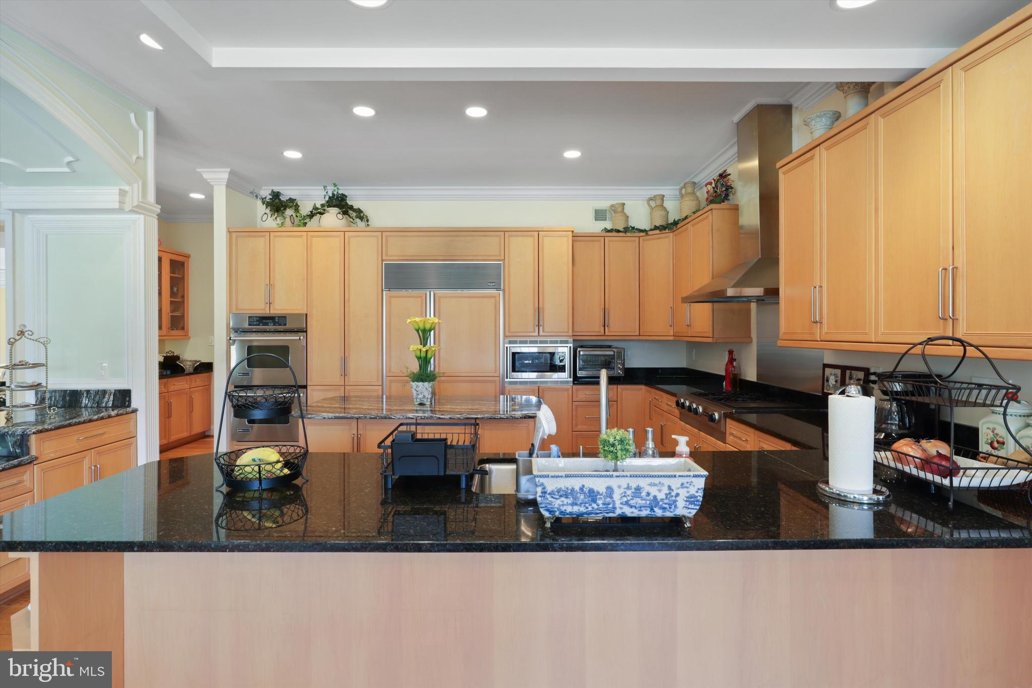 SADDLE RIDGE - Residential