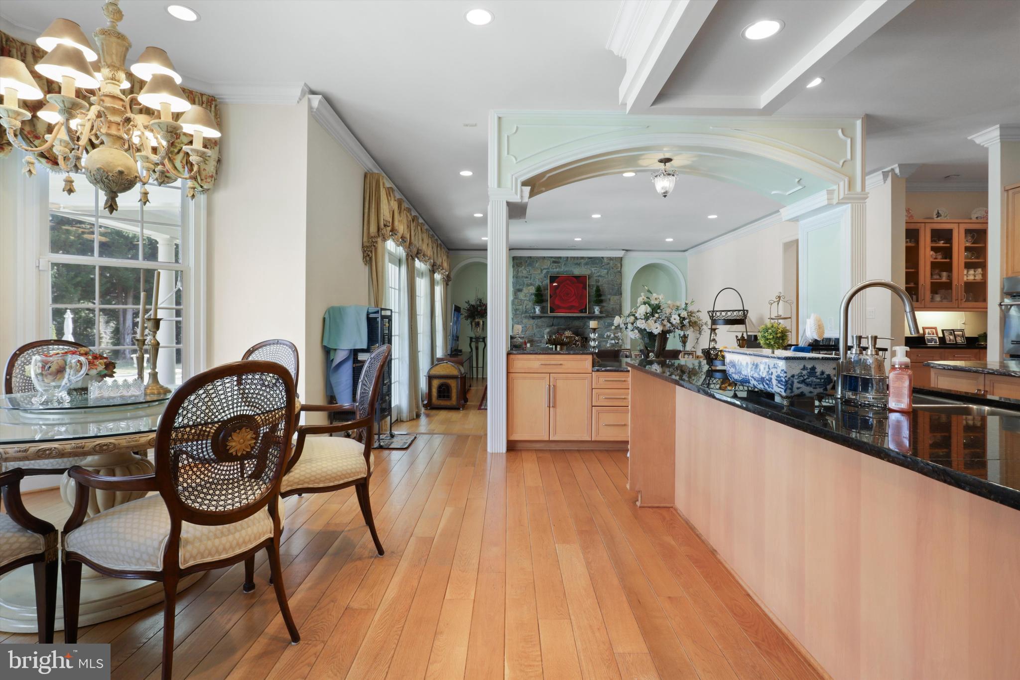 SADDLE RIDGE - Residential