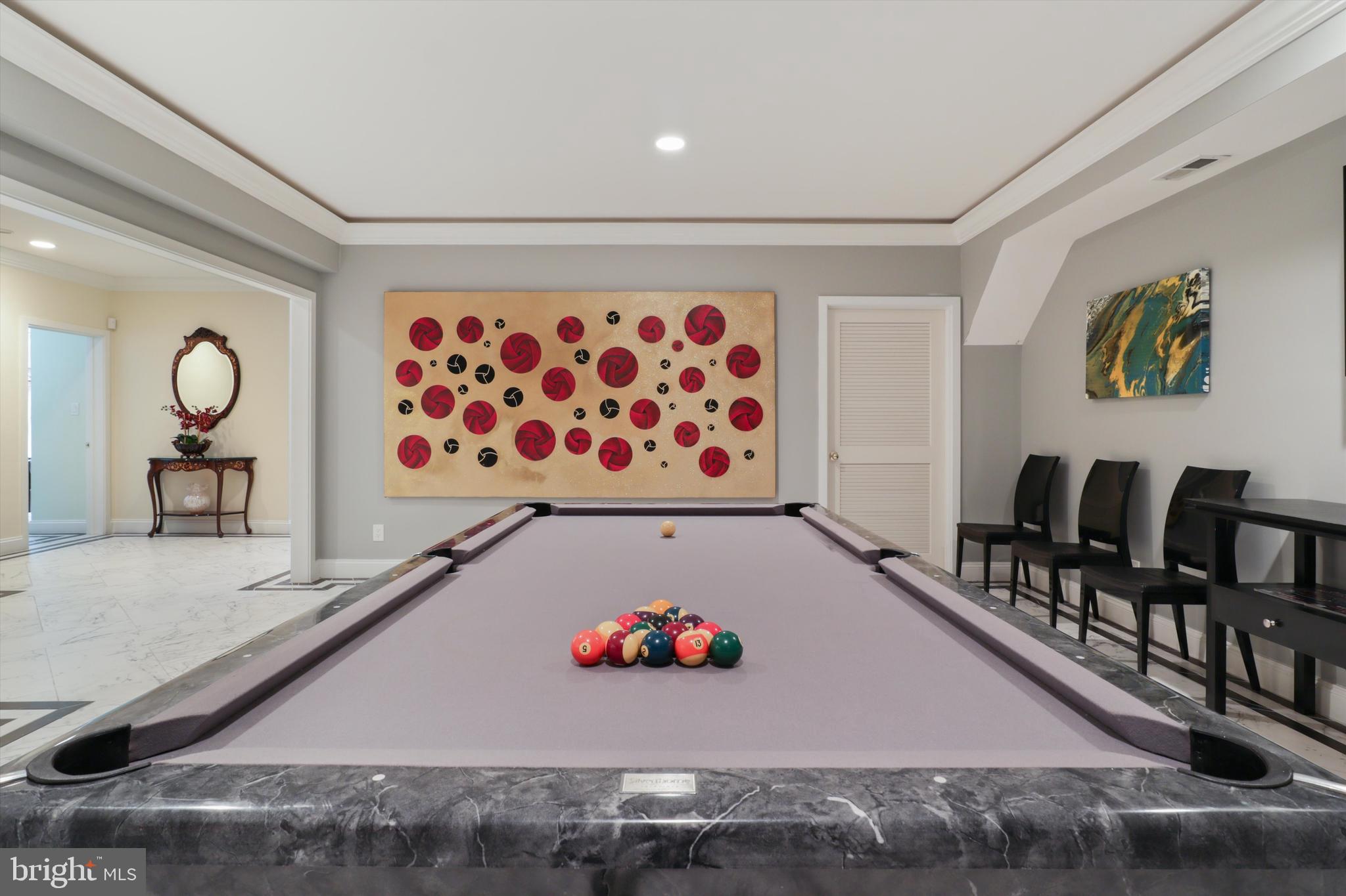 SADDLE RIDGE - Residential