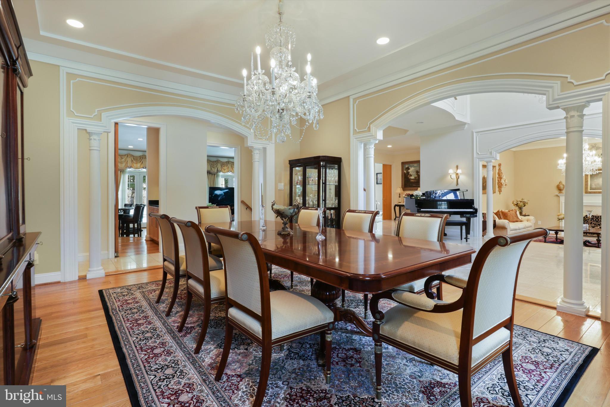 SADDLE RIDGE - Residential