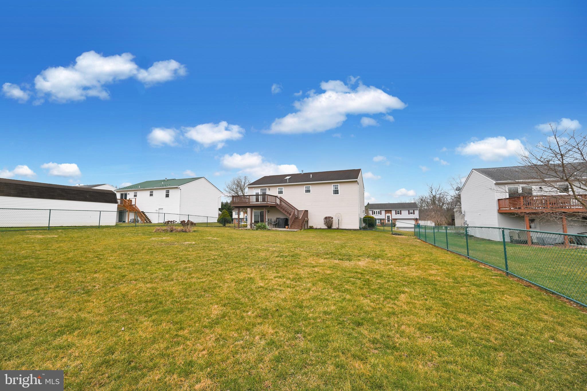INDIAN MEADOWS/KENDALE - Residential