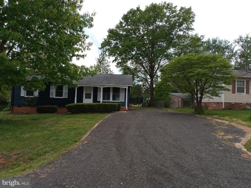 listing image 0