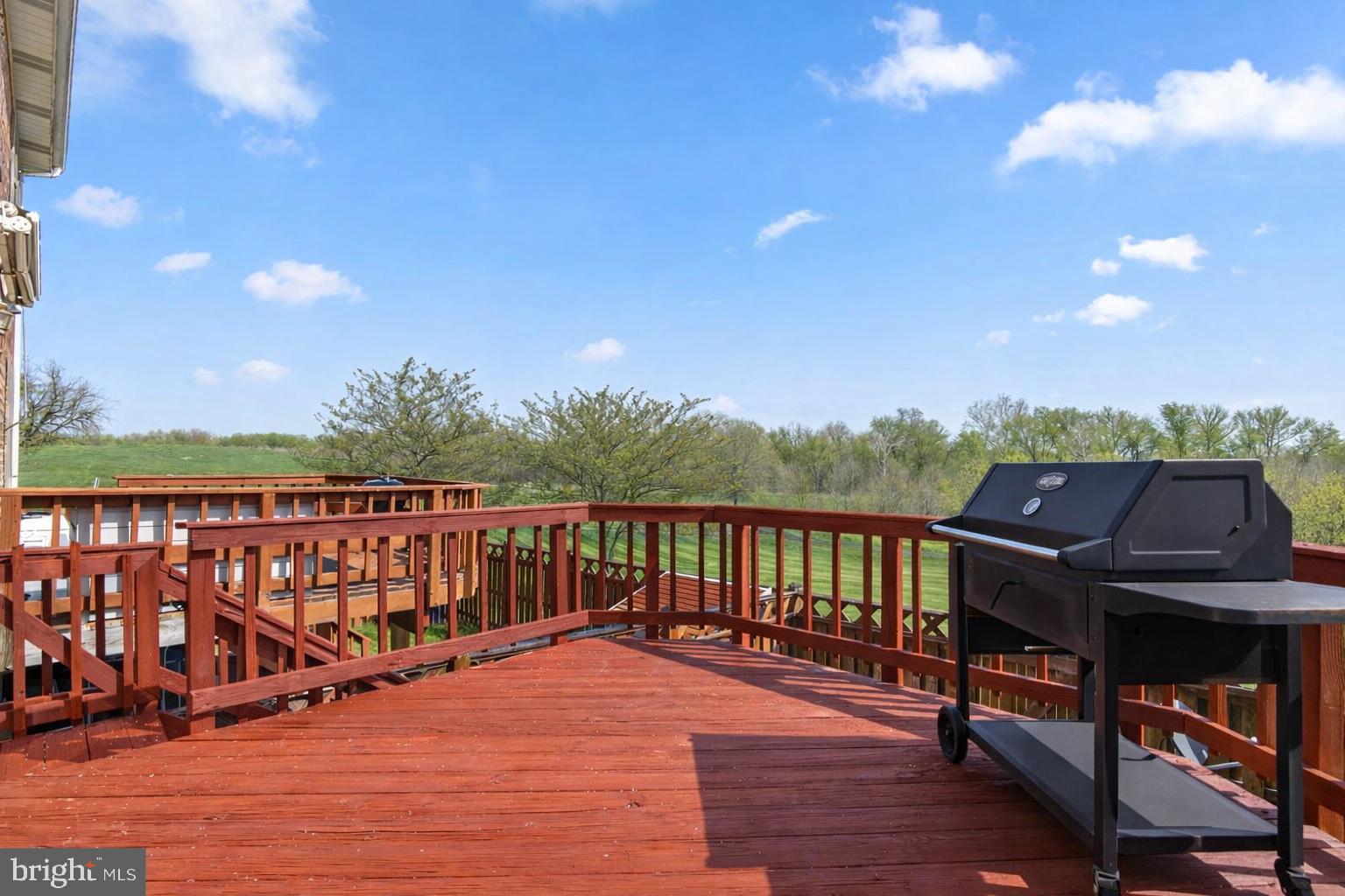 WATERSIDE - Residential