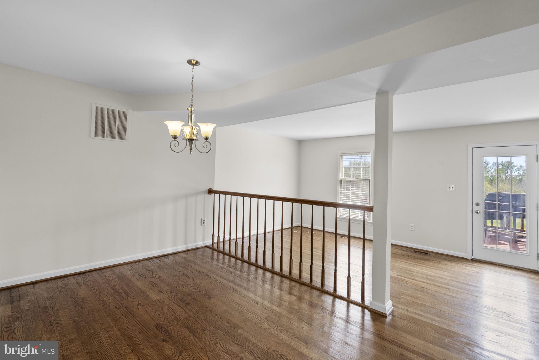 WATERSIDE - Residential