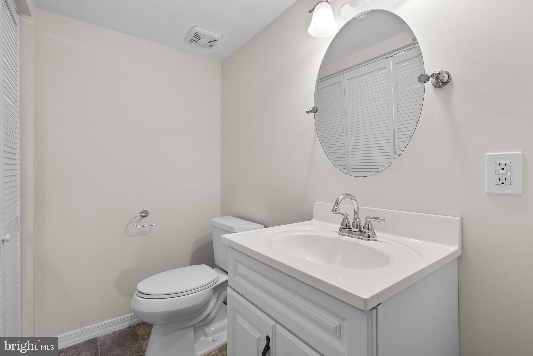 WATERSIDE - Residential