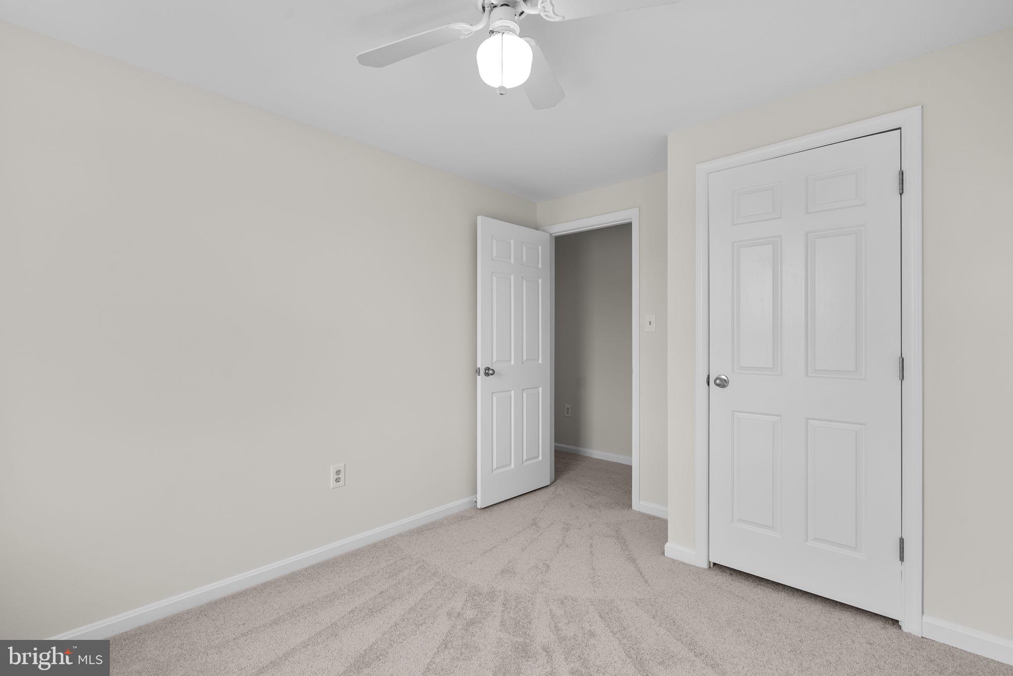 WATERSIDE - Residential