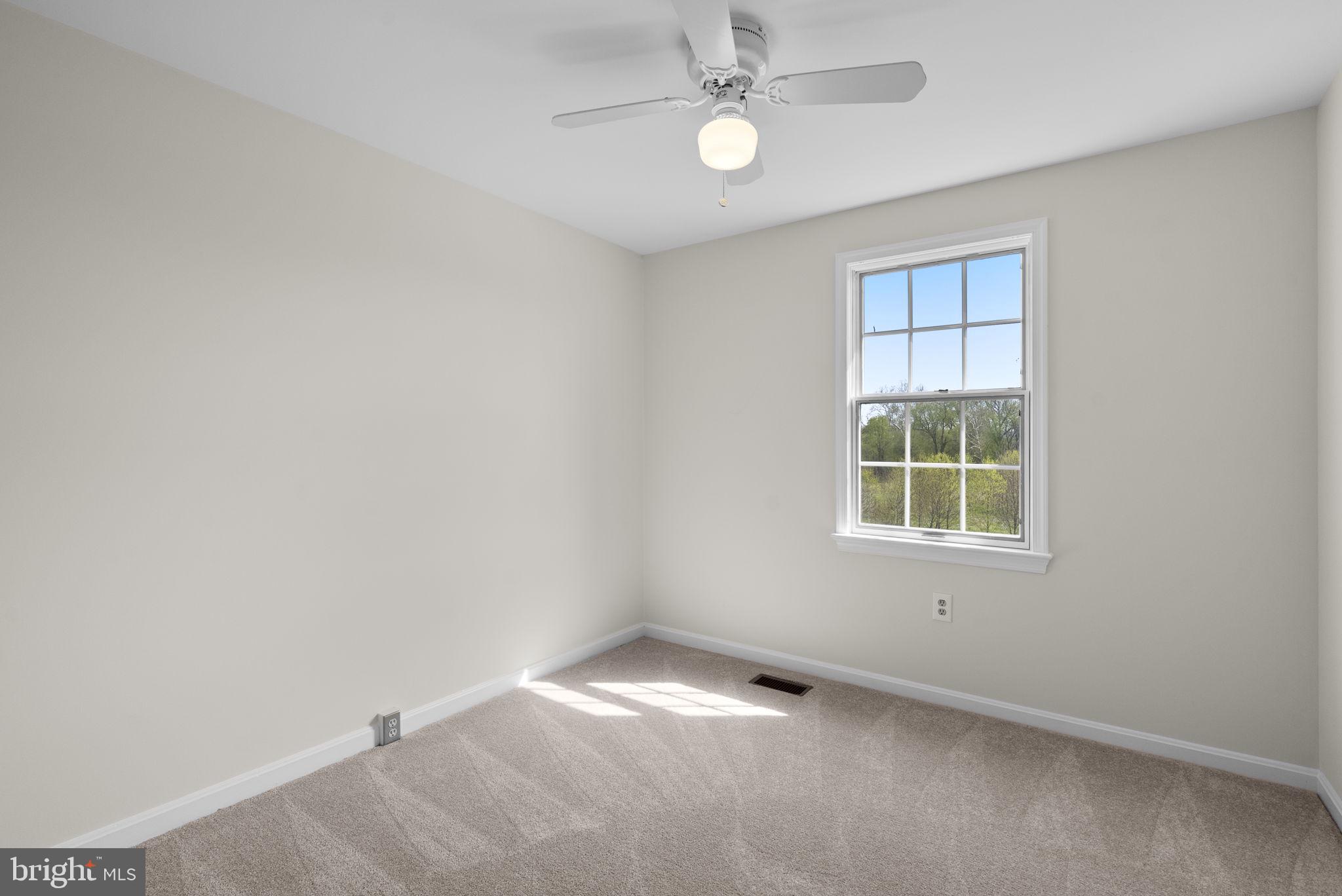 WATERSIDE - Residential