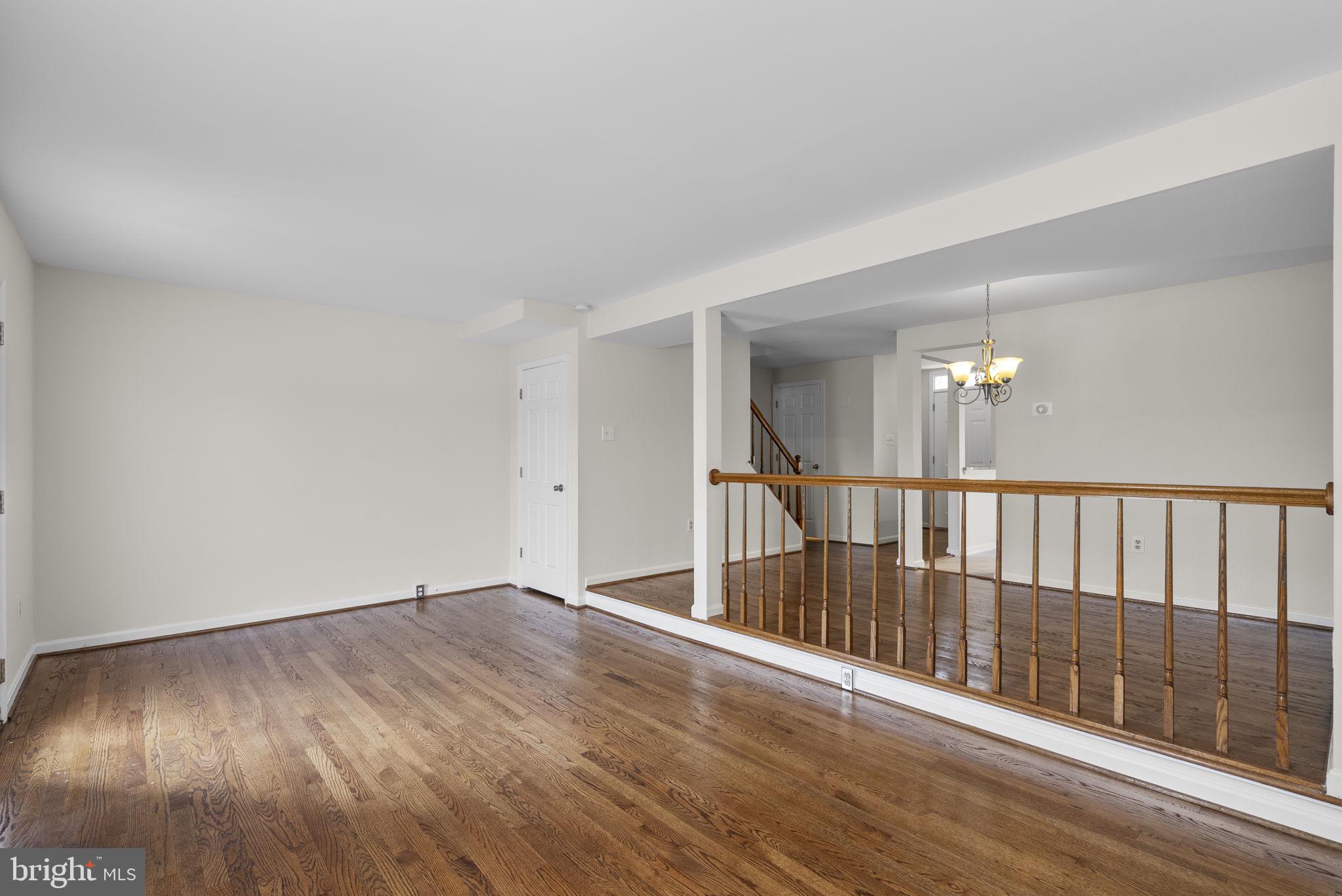 WATERSIDE - Residential