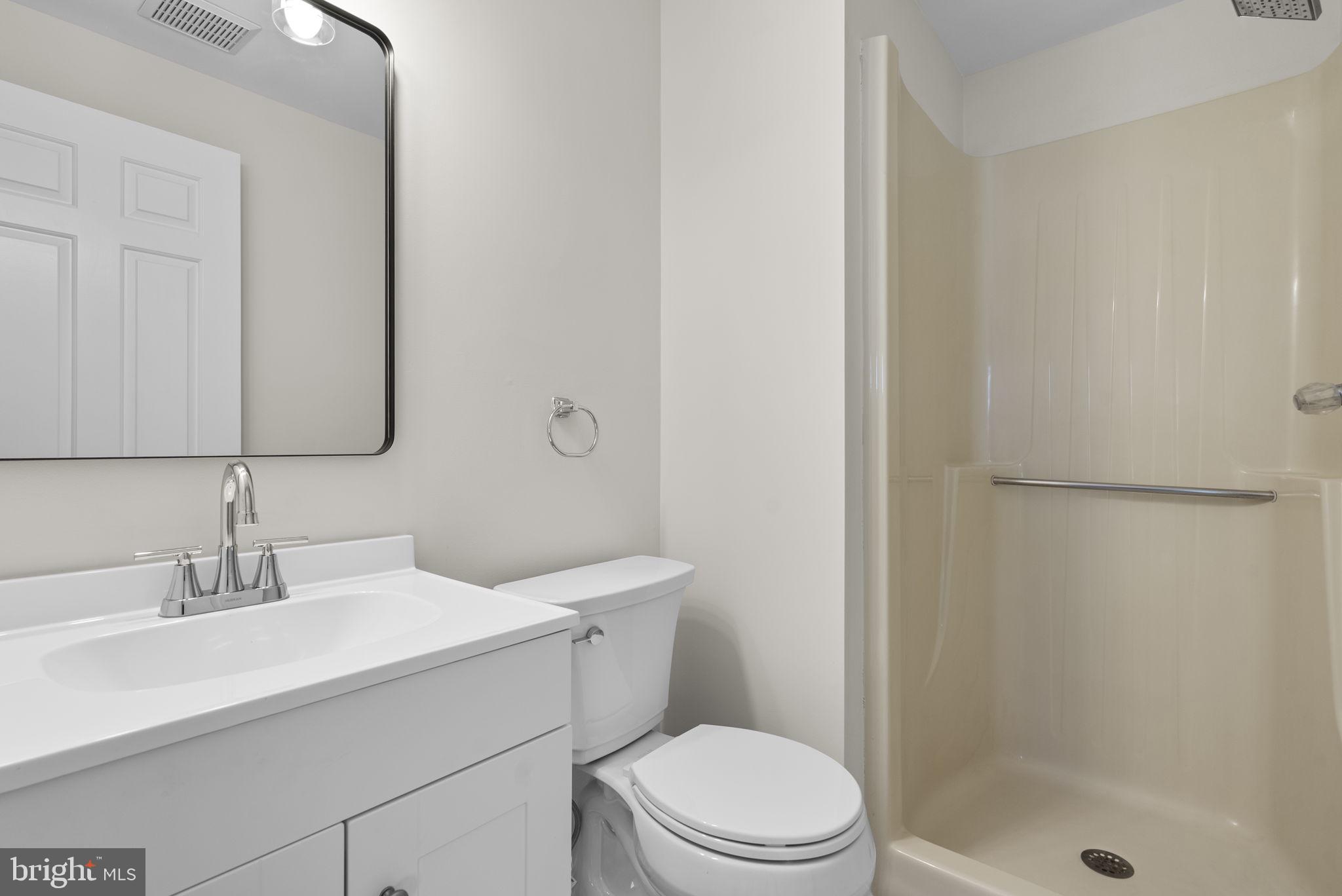 WATERSIDE - Residential