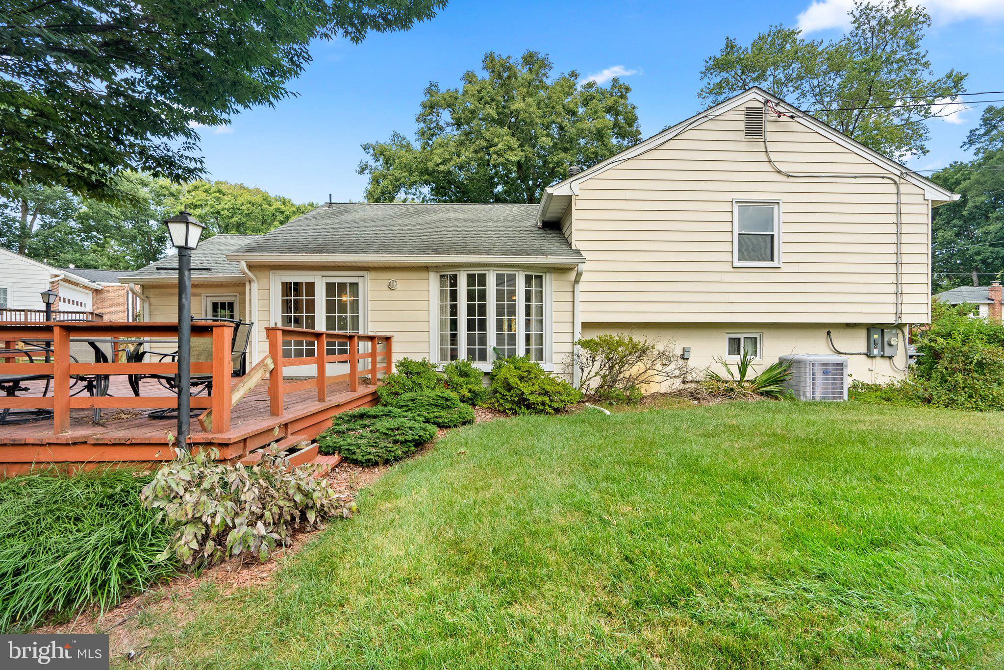 BOND MILL PARK - Residential