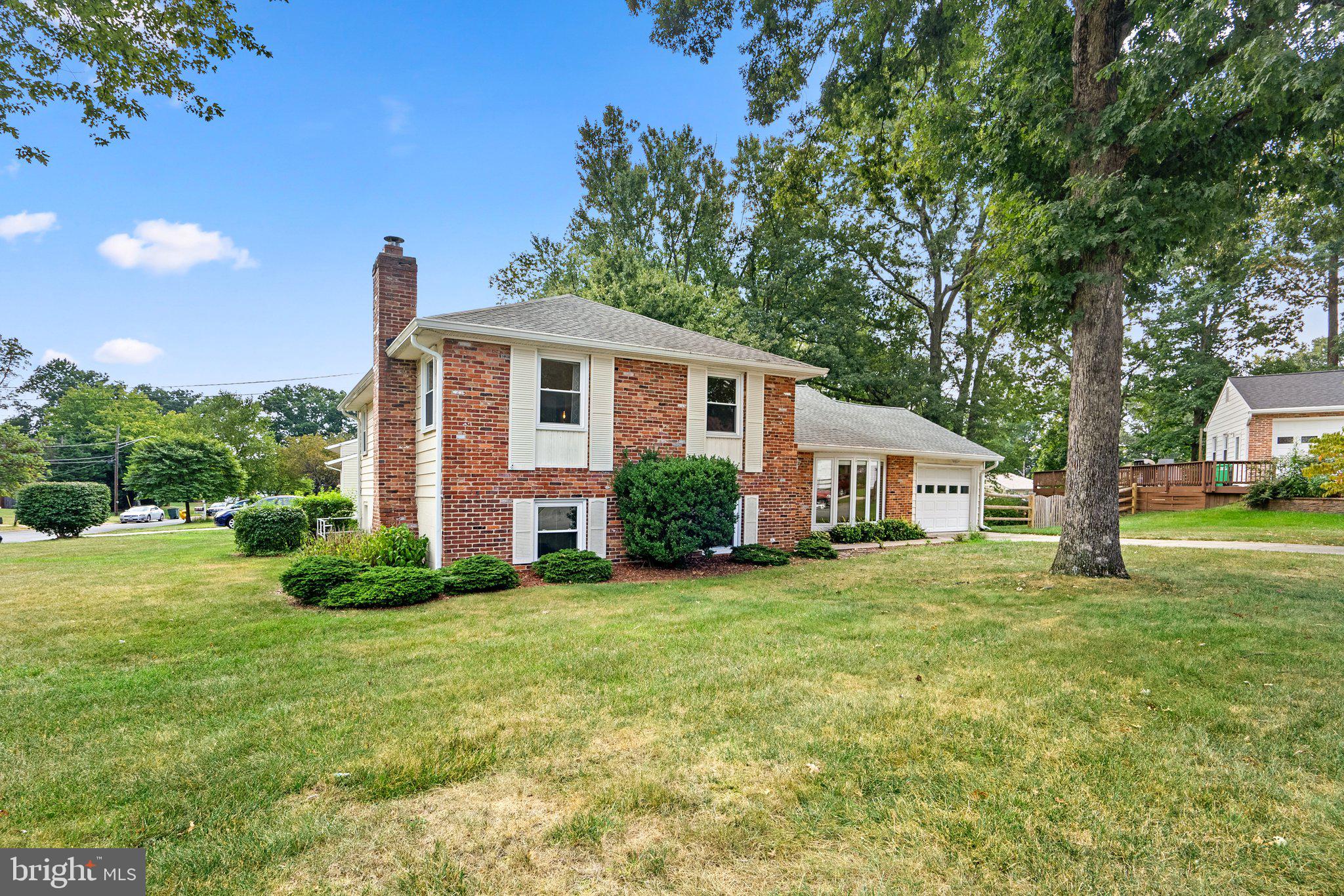 BOND MILL PARK - Residential