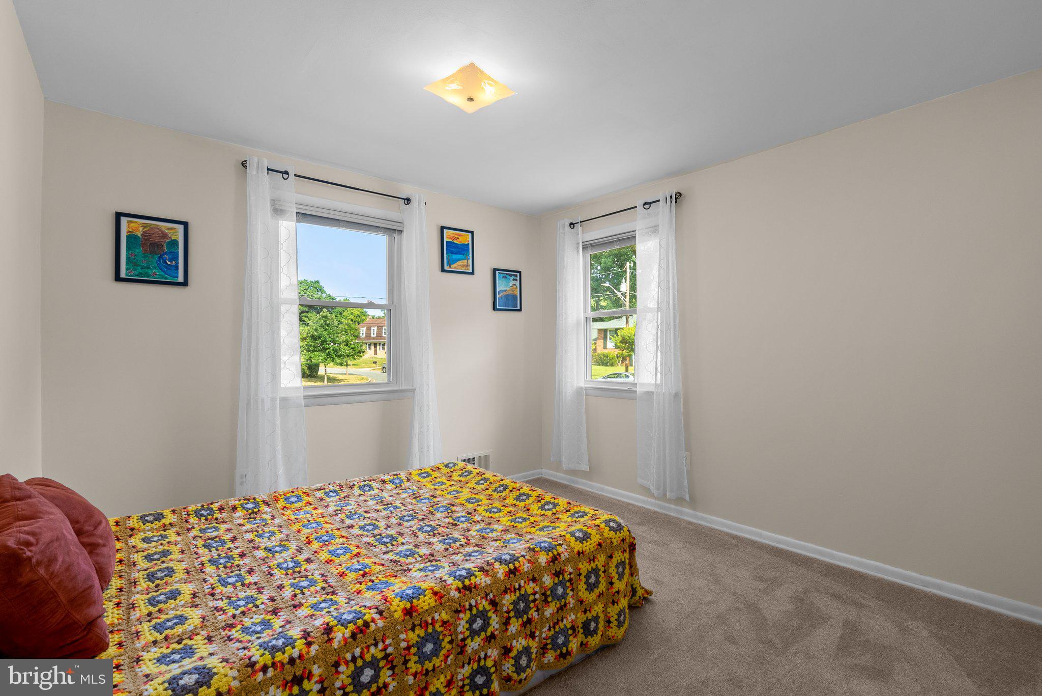 BOND MILL PARK - Residential