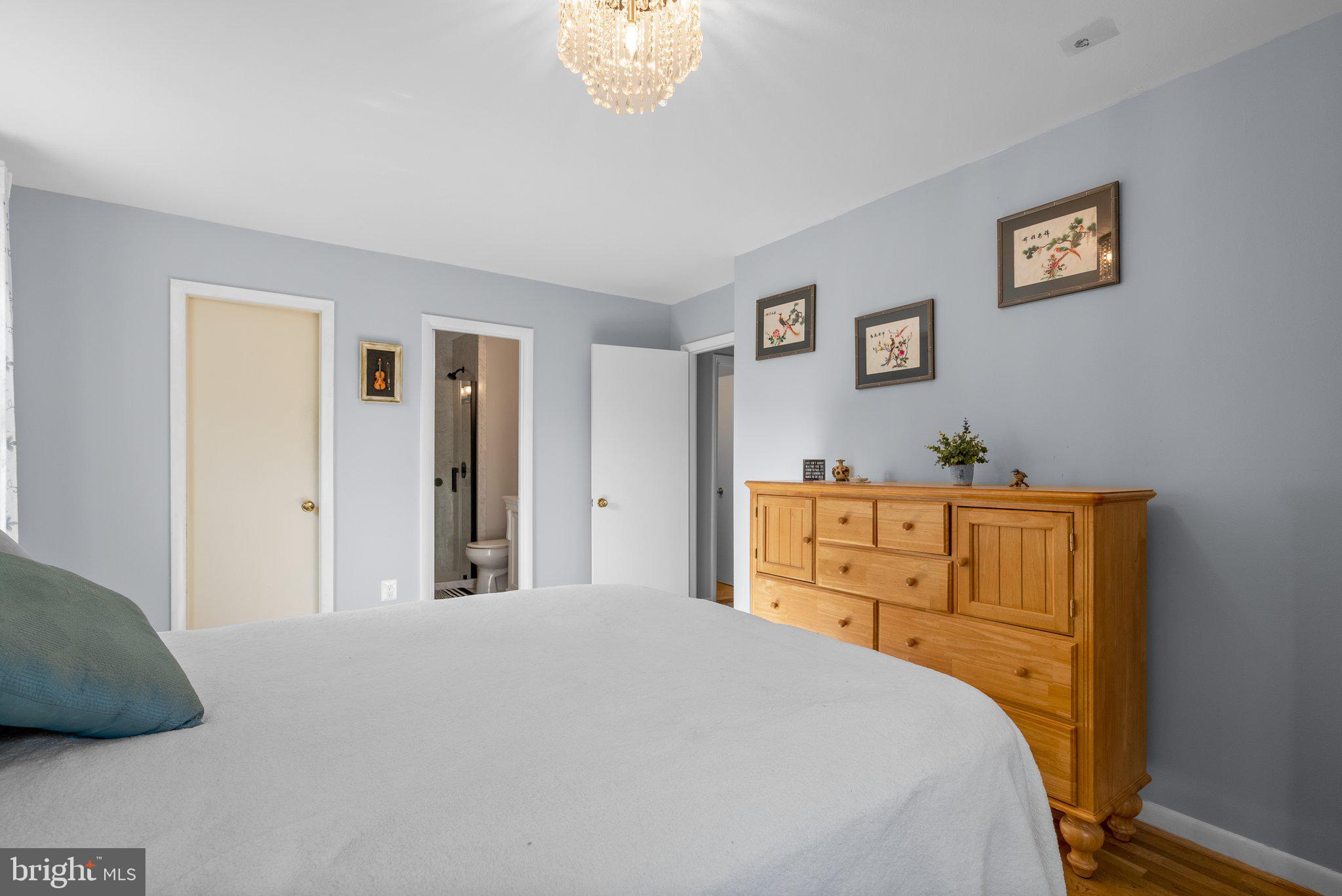 BOND MILL PARK - Residential