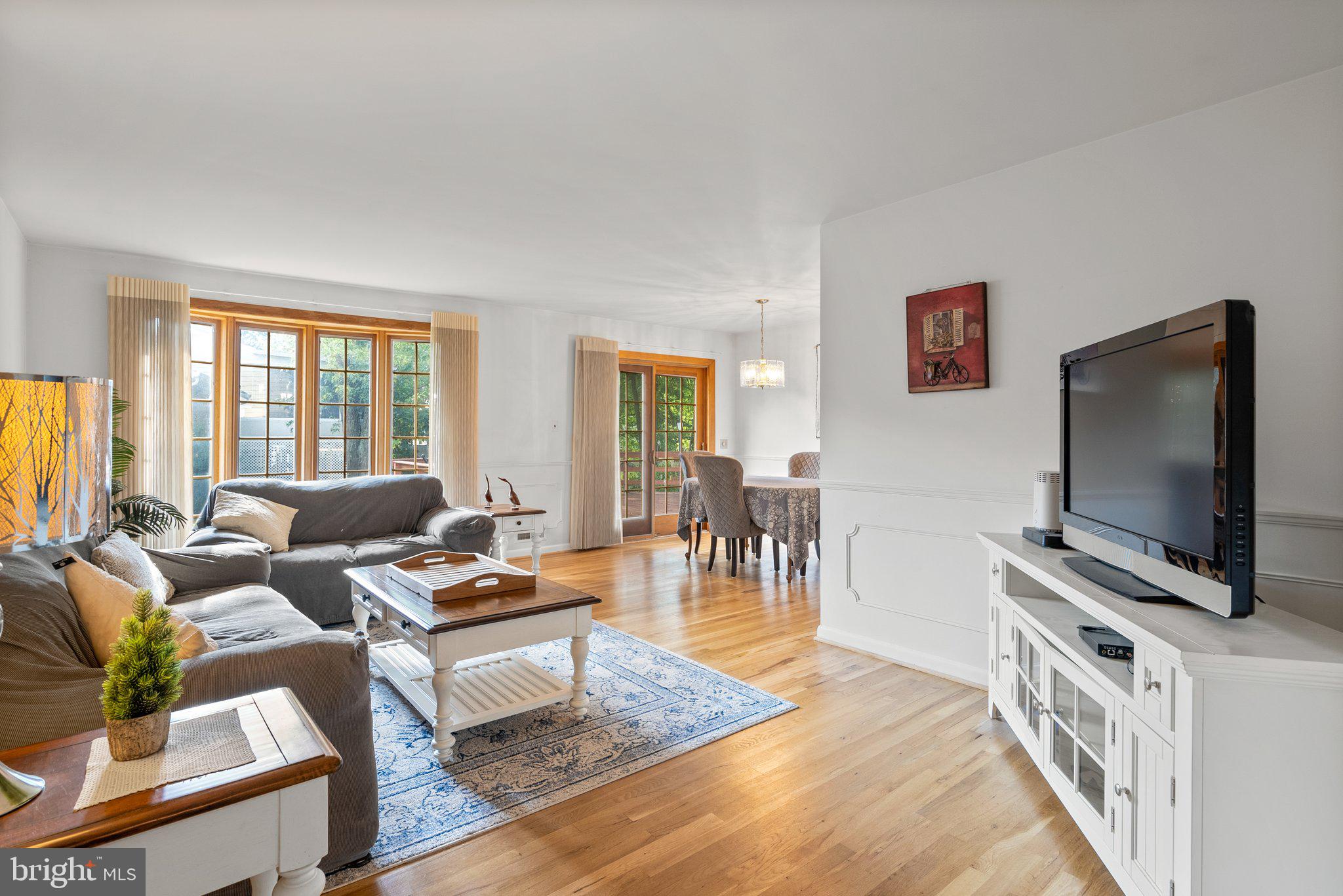 BOND MILL PARK - Residential