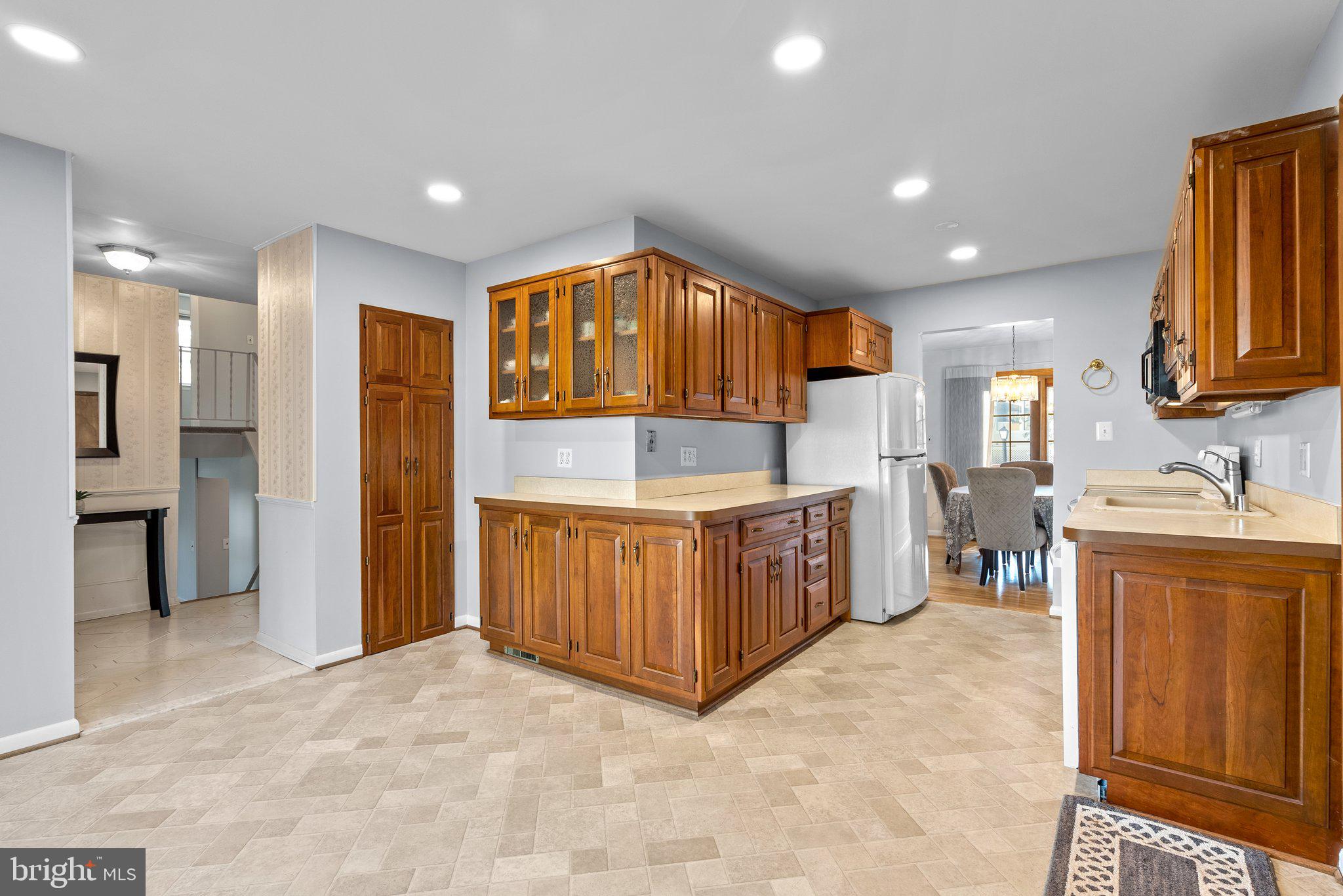 BOND MILL PARK - Residential