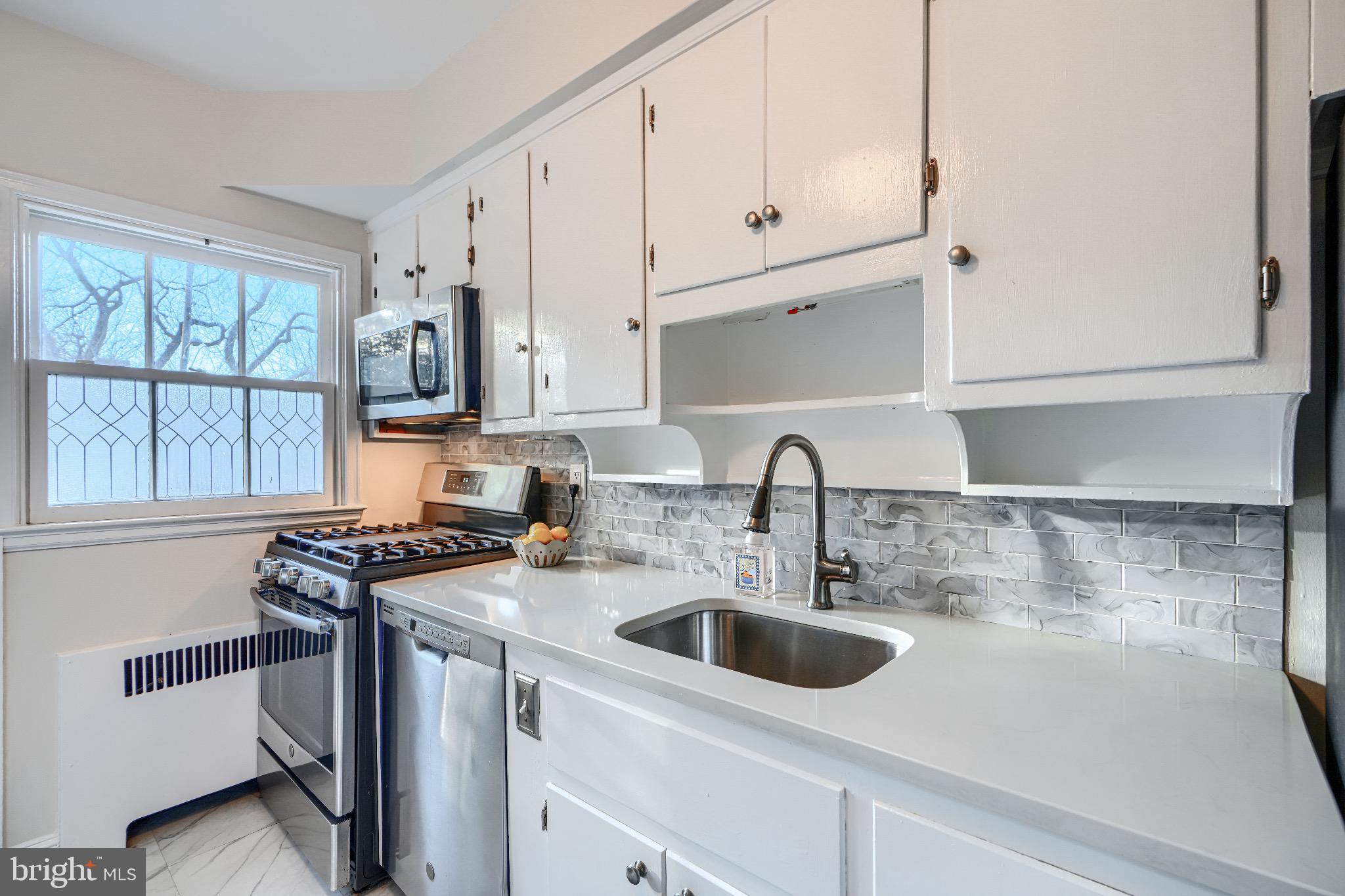 GREATER HOMELAND HISTORIC DISTRICT - Residential