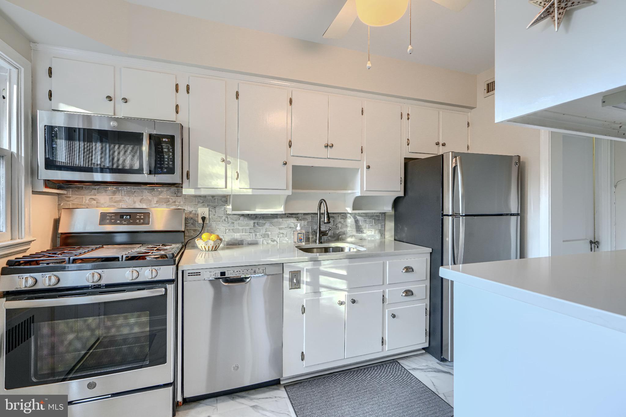 GREATER HOMELAND HISTORIC DISTRICT - Residential