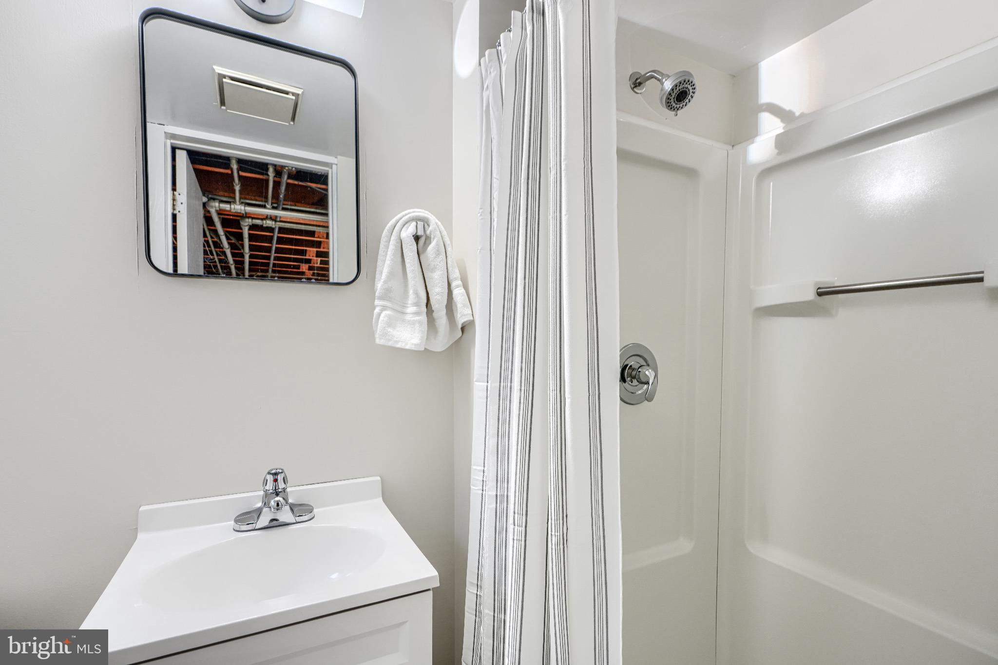 GREATER HOMELAND HISTORIC DISTRICT - Residential