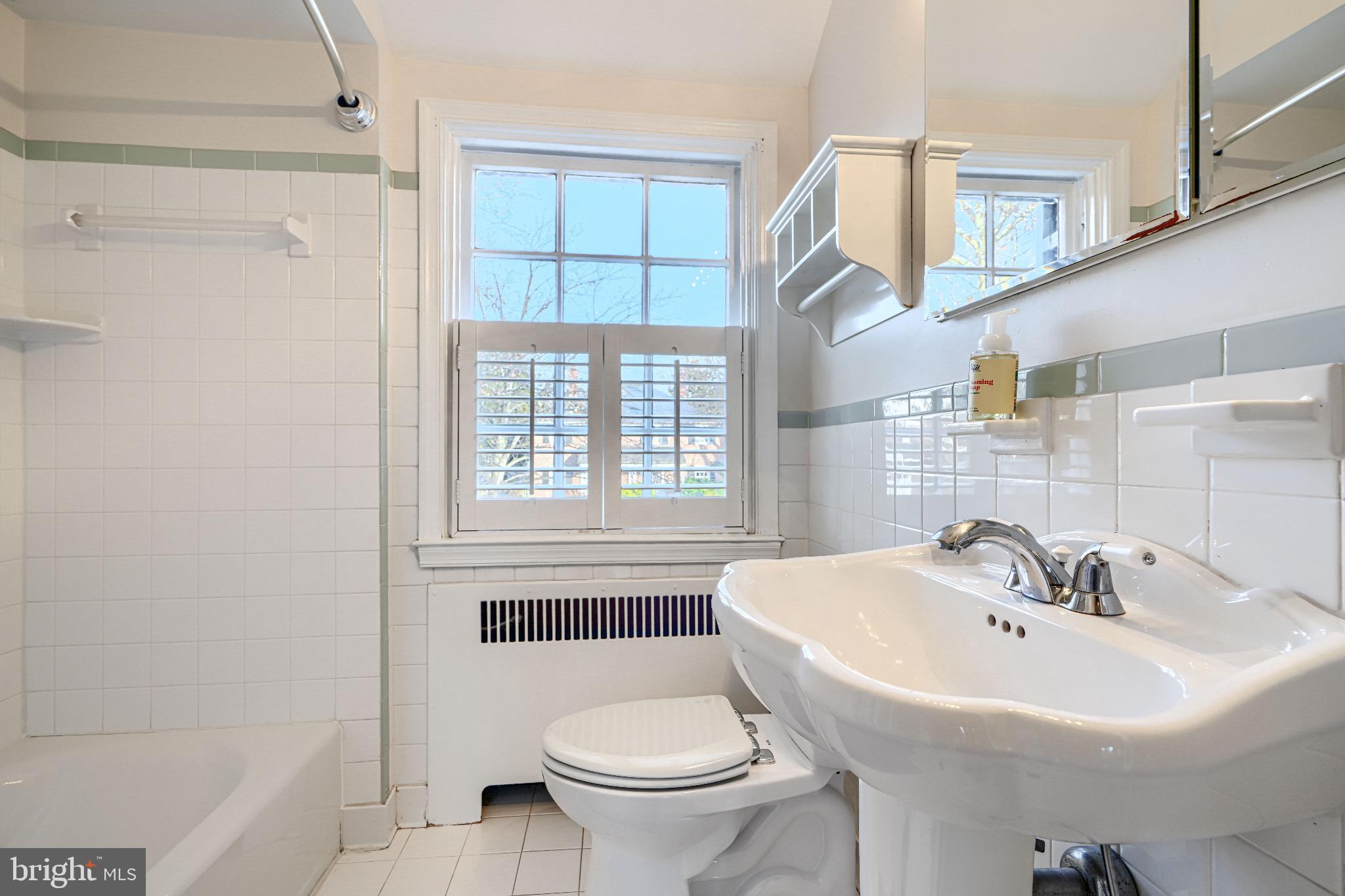 GREATER HOMELAND HISTORIC DISTRICT - Residential