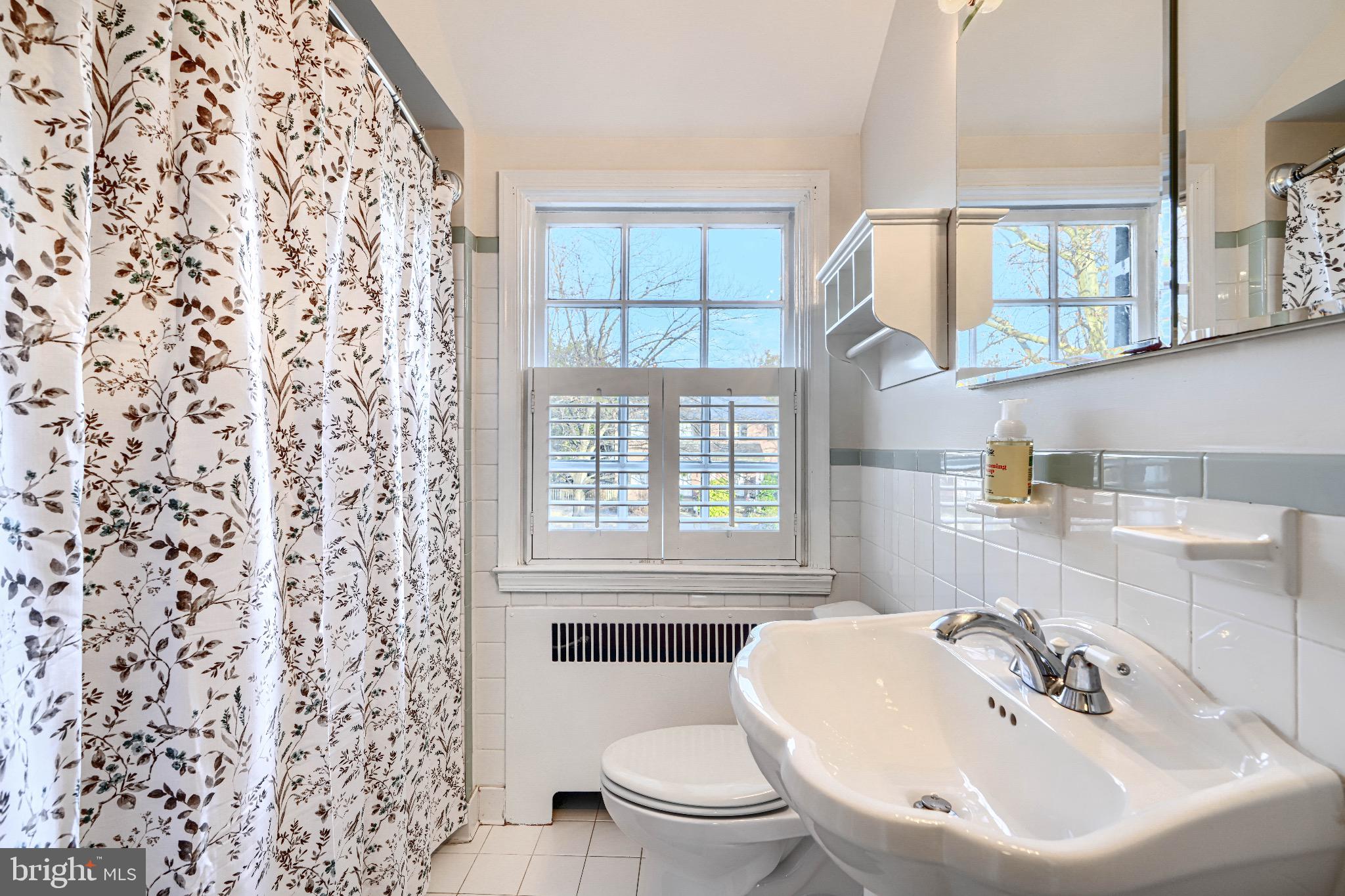 GREATER HOMELAND HISTORIC DISTRICT - Residential