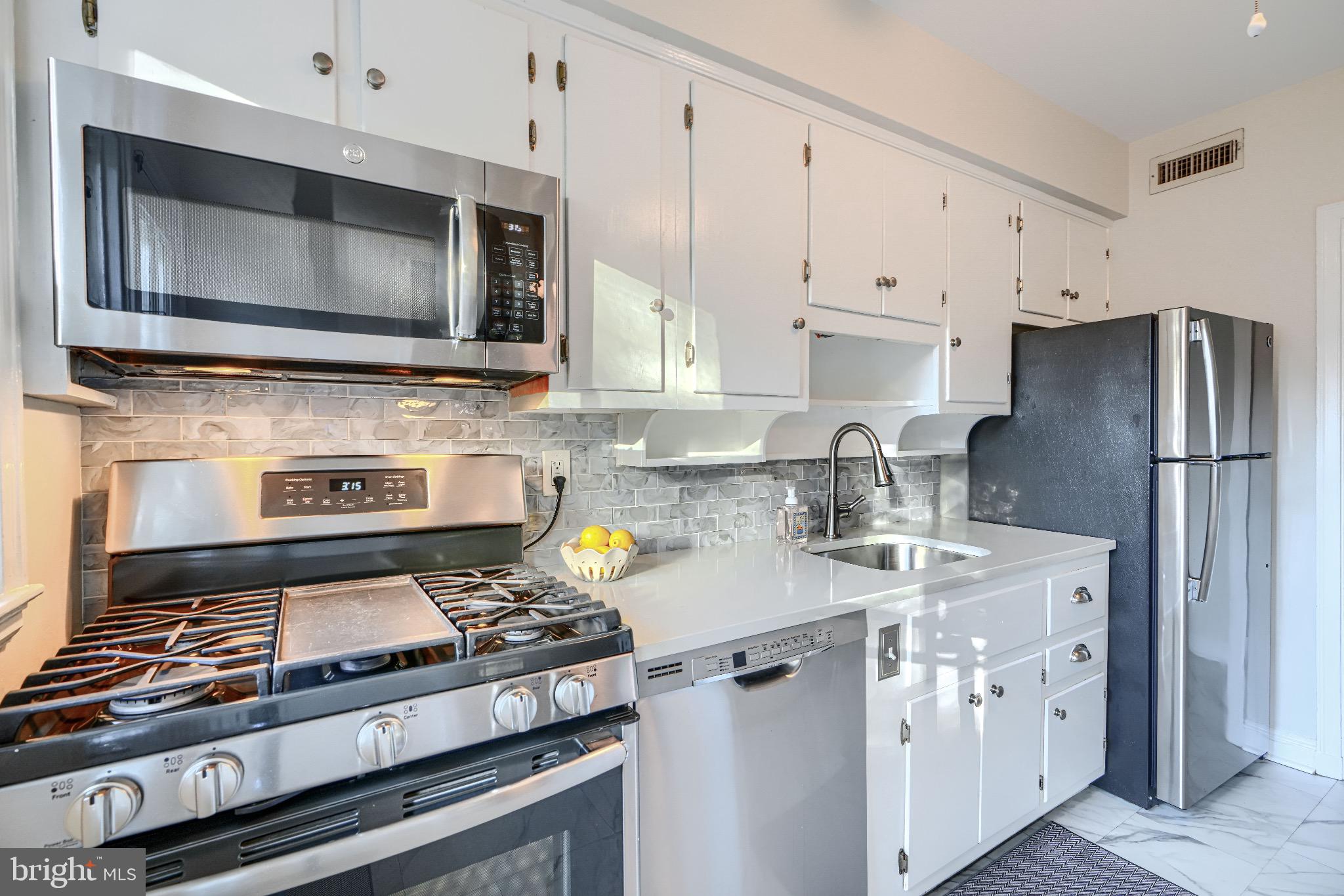 GREATER HOMELAND HISTORIC DISTRICT - Residential