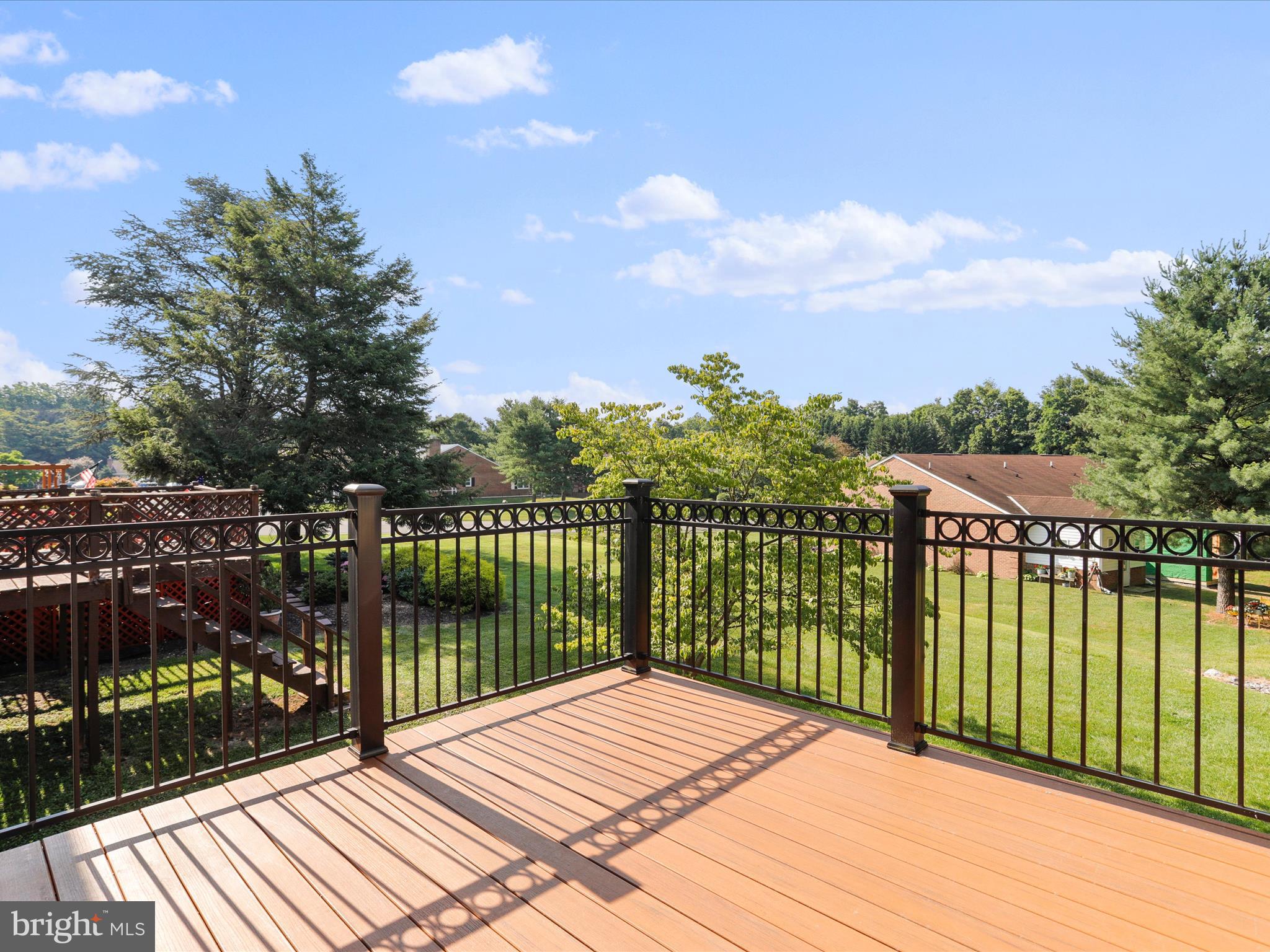 TOWNE OAK VILLAGE - Residential