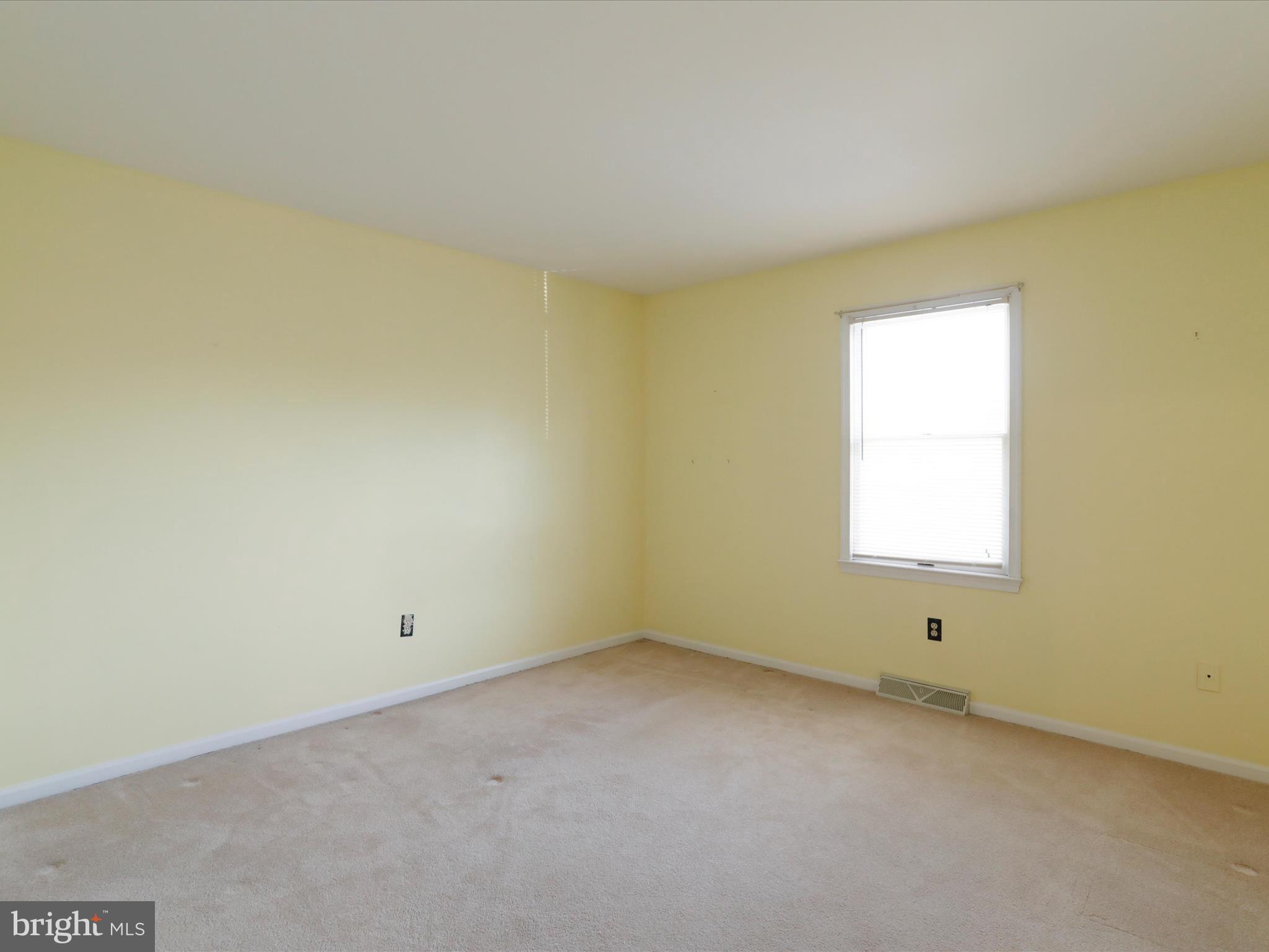 TOWNE OAK VILLAGE - Residential