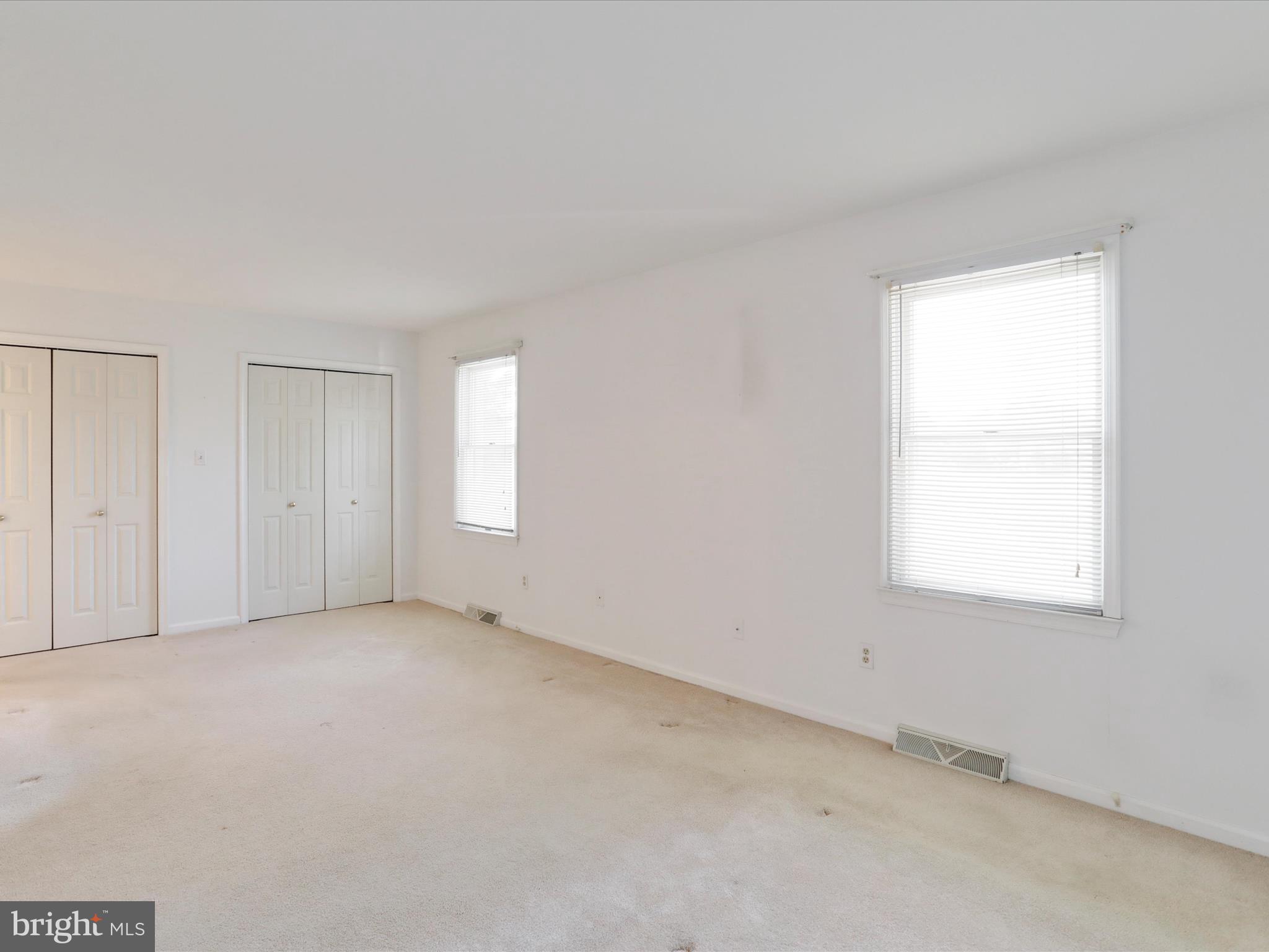 TOWNE OAK VILLAGE - Residential