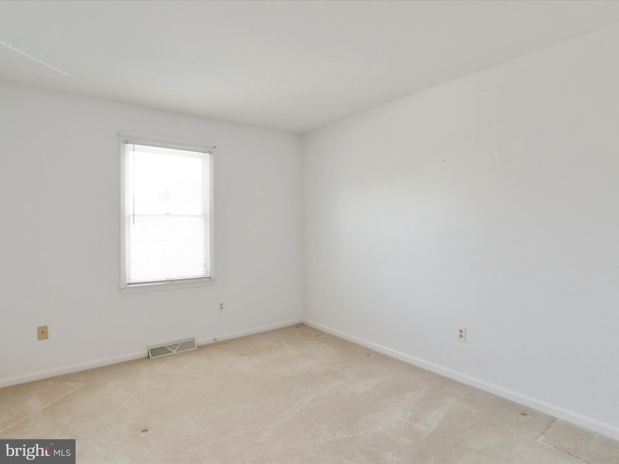 TOWNE OAK VILLAGE - Residential