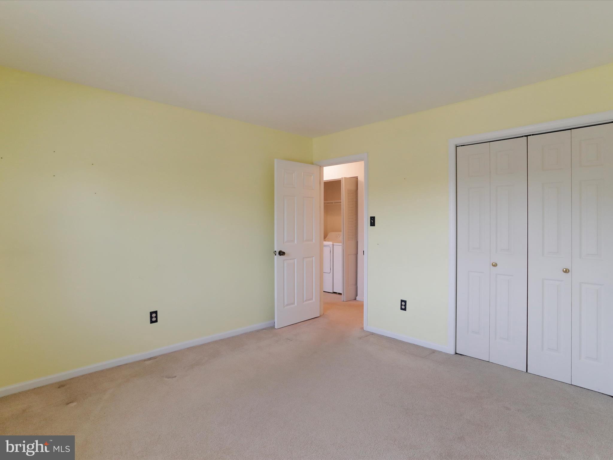 TOWNE OAK VILLAGE - Residential