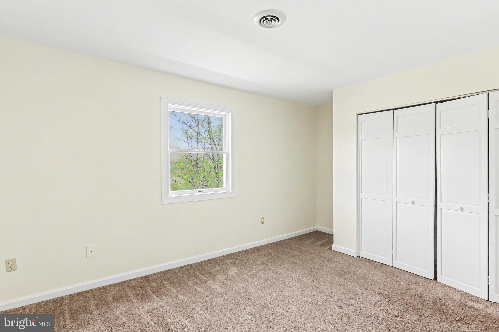 COLONIAL VIEW - Residential
