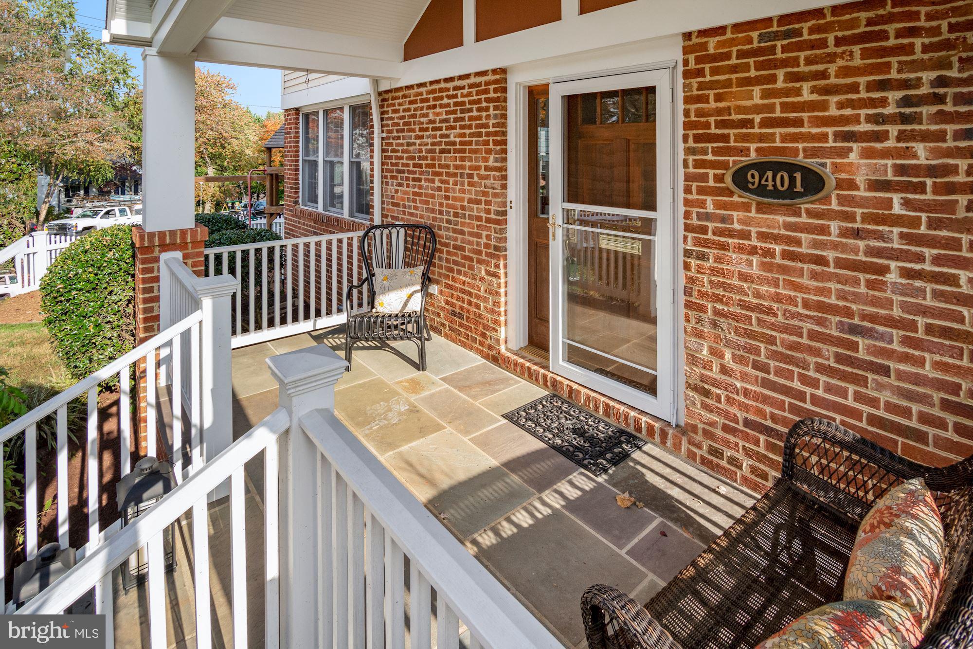 HENDRY ESTATES - Residential