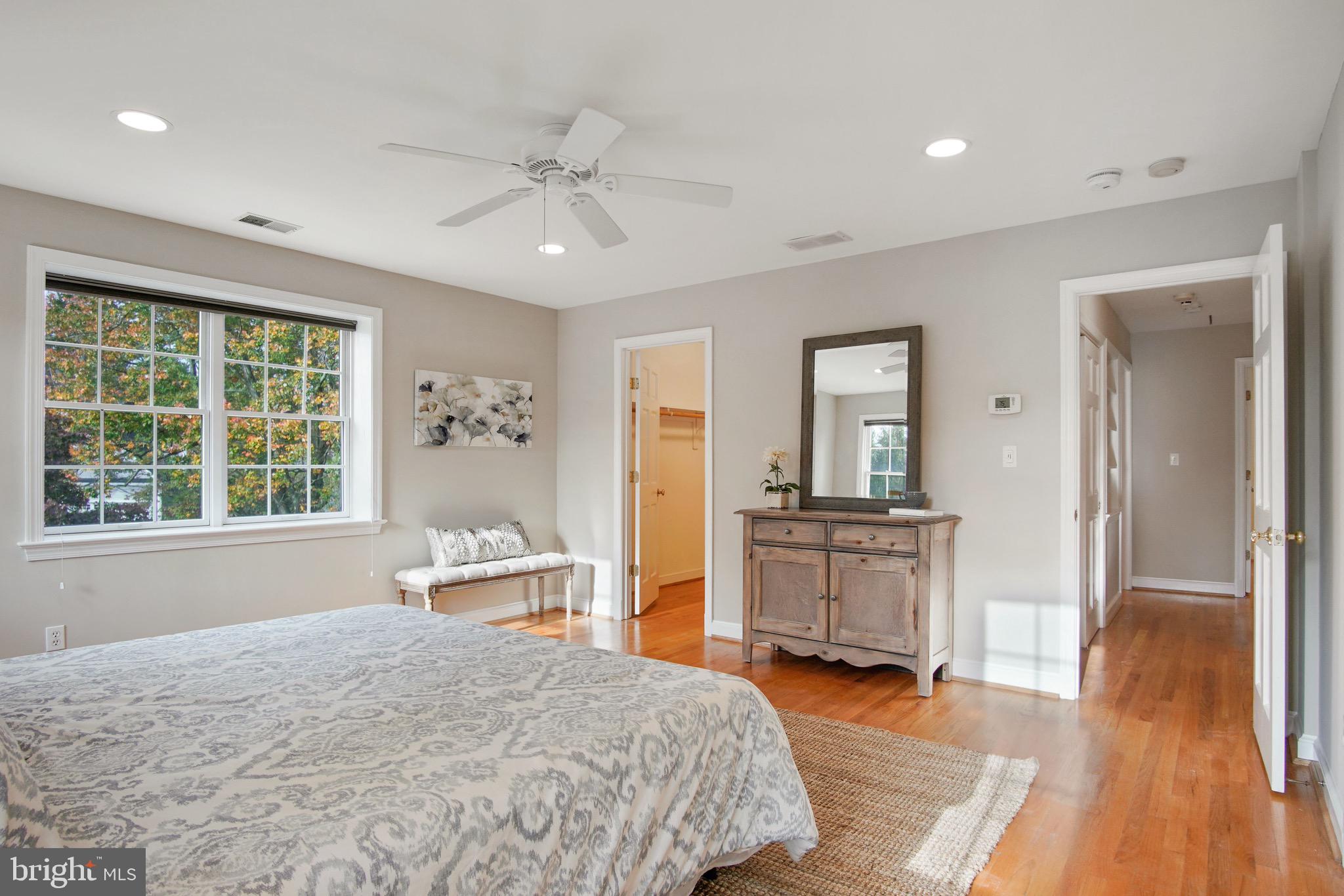 HENDRY ESTATES - Residential