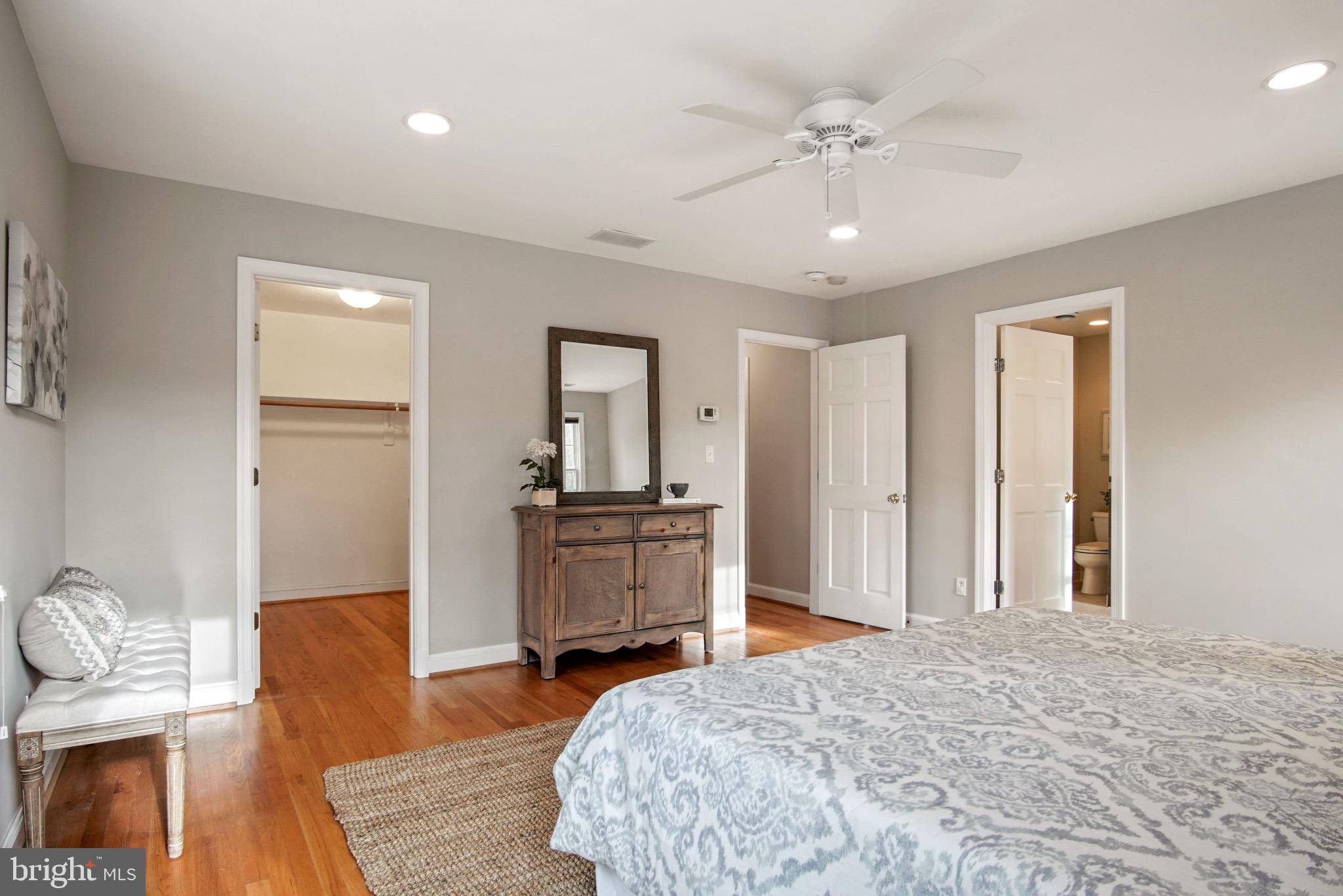 HENDRY ESTATES - Residential