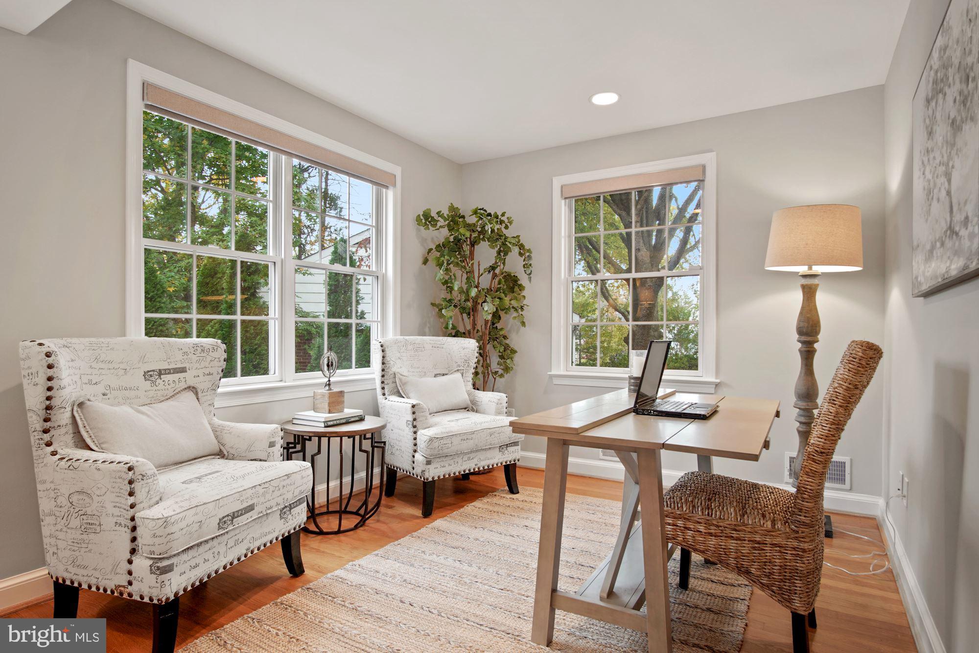 HENDRY ESTATES - Residential