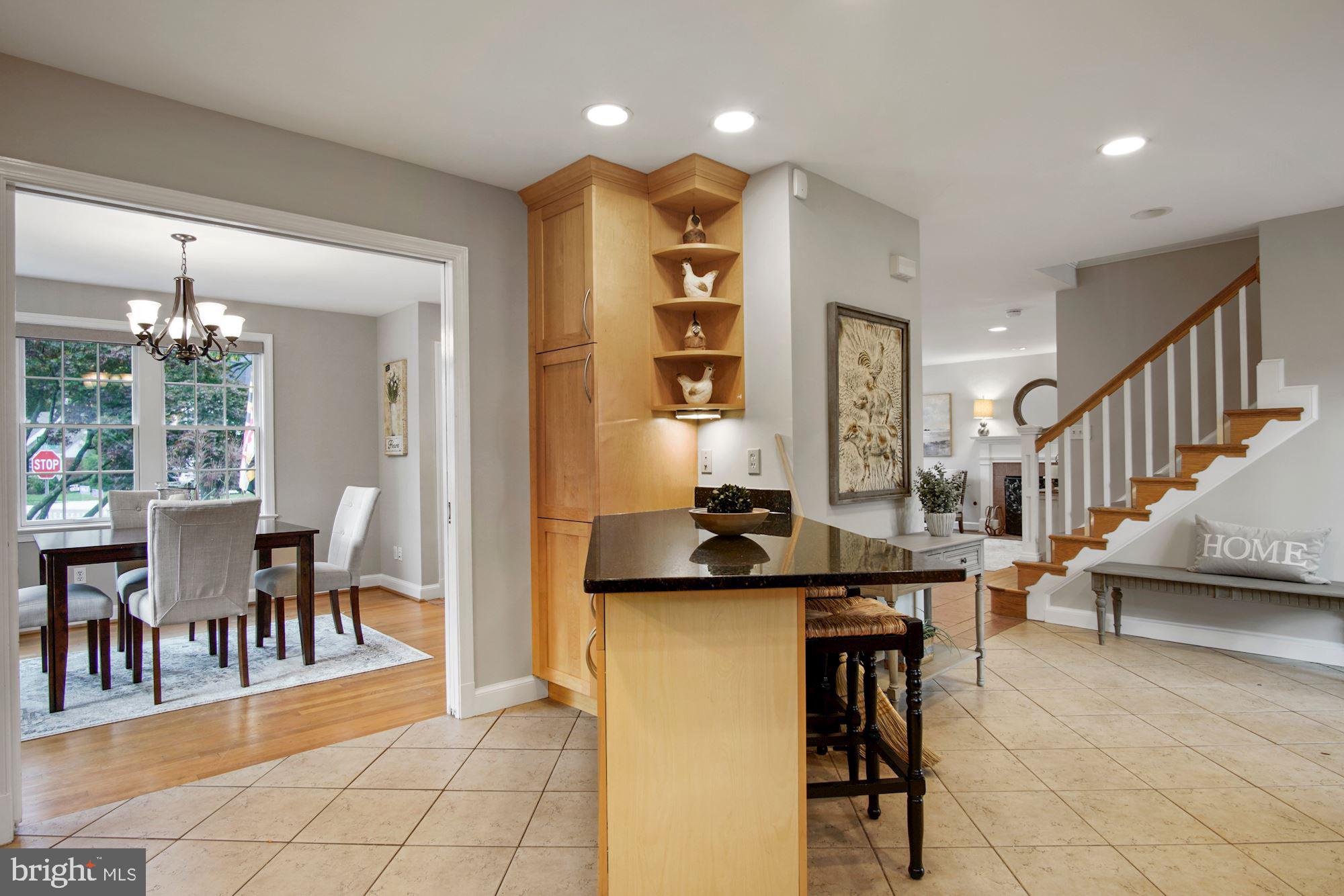 HENDRY ESTATES - Residential