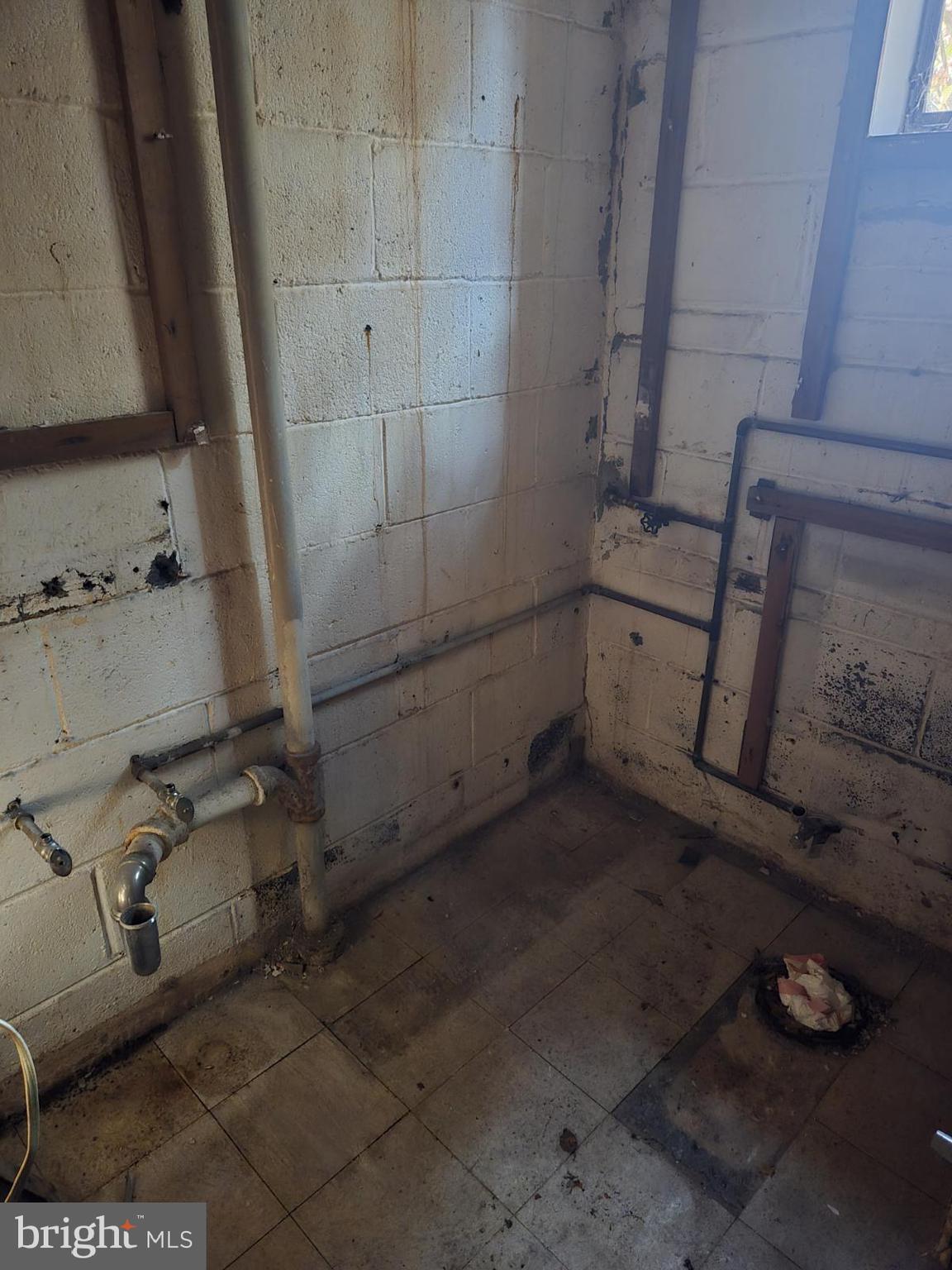 FALLS HILL - Residential