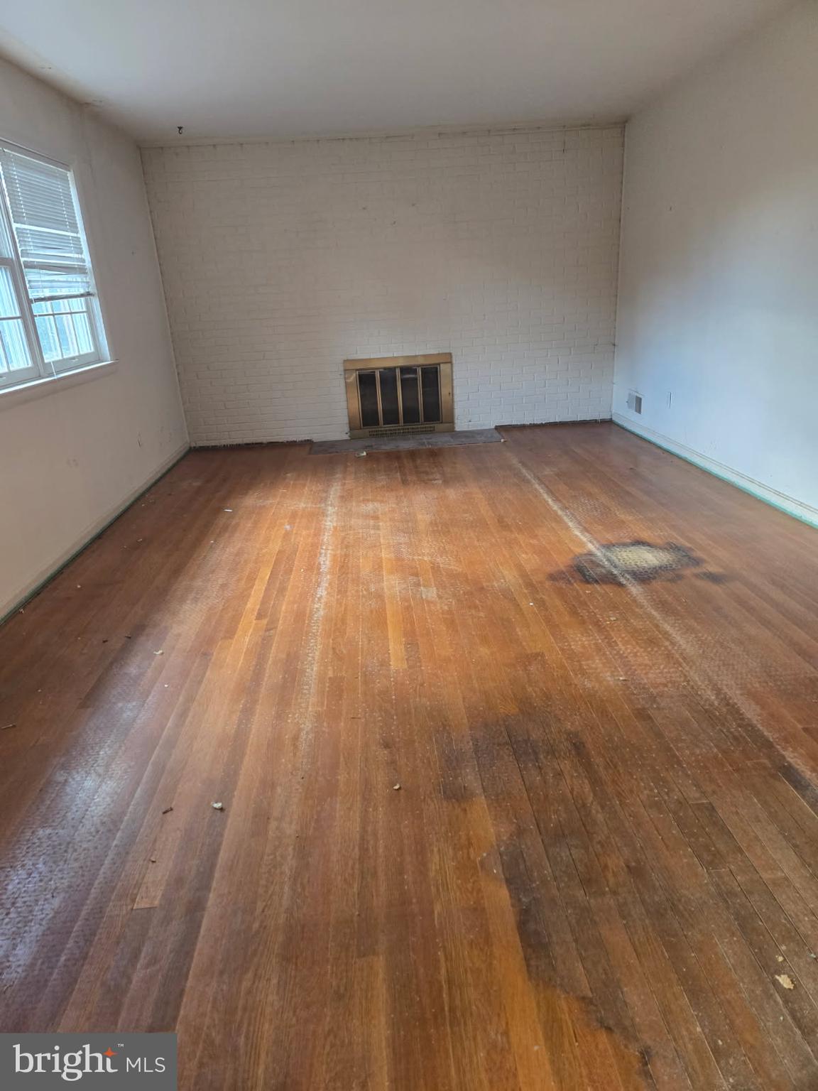 FALLS HILL - Residential