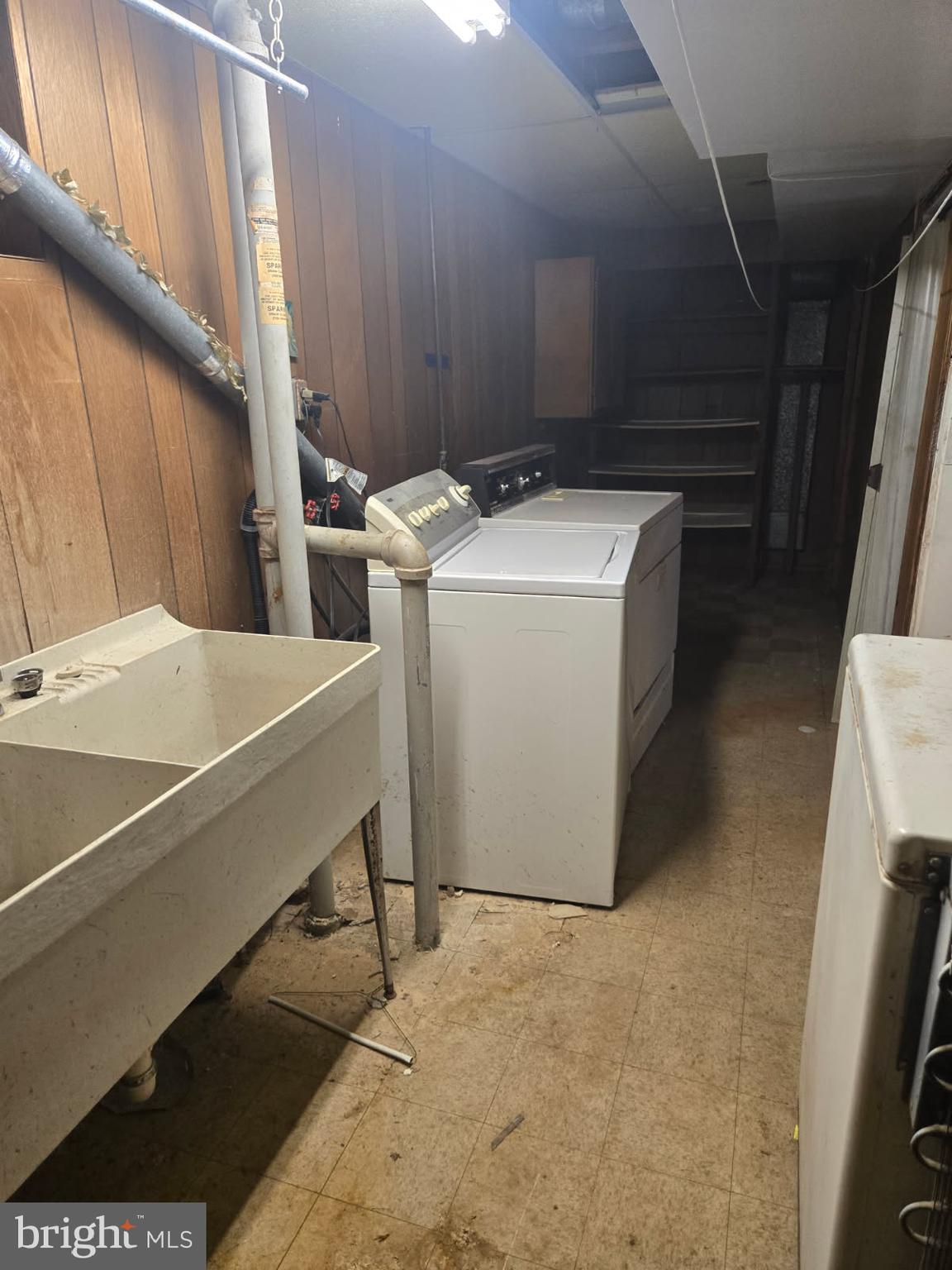 FALLS HILL - Residential