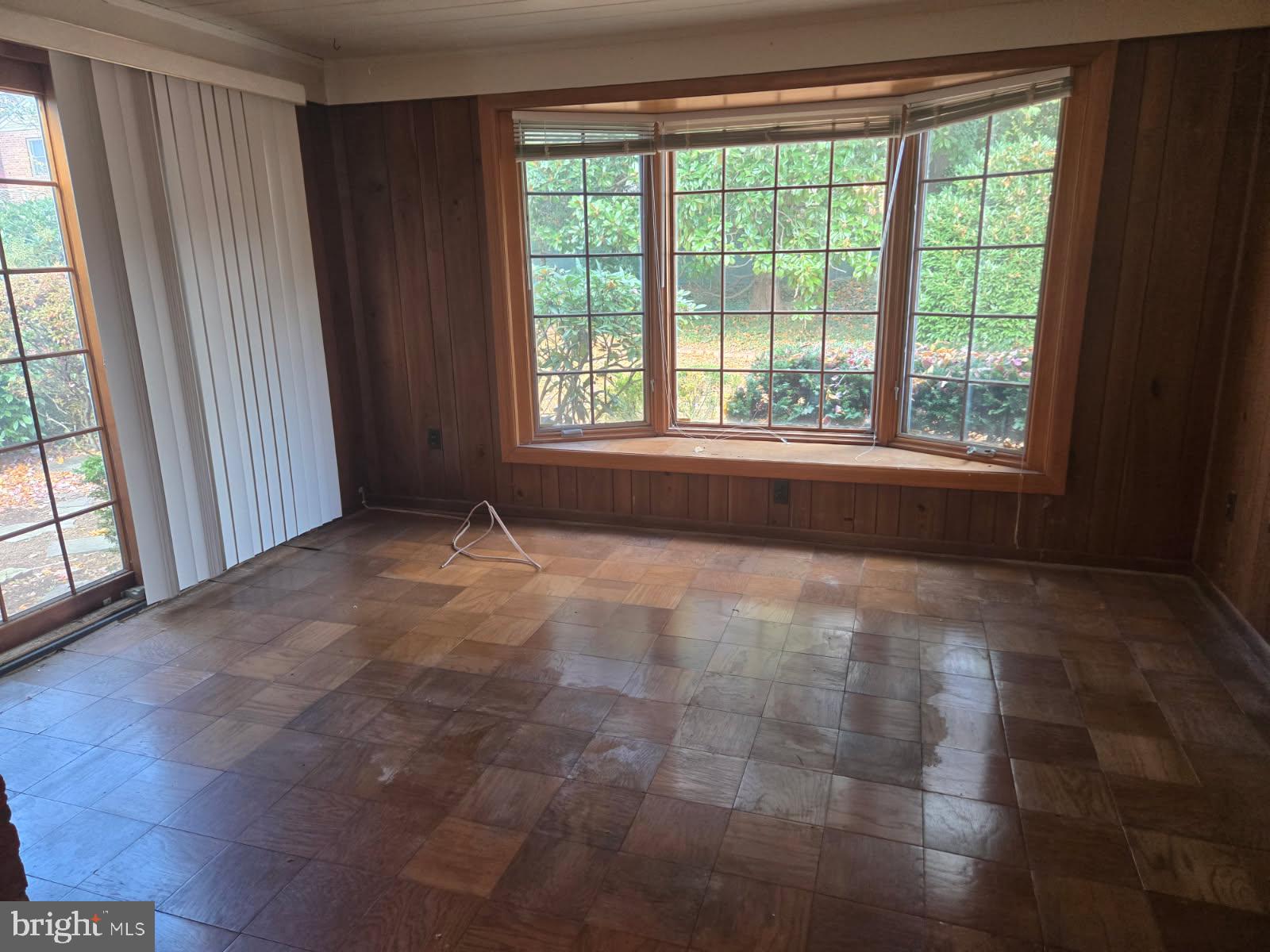 FALLS HILL - Residential