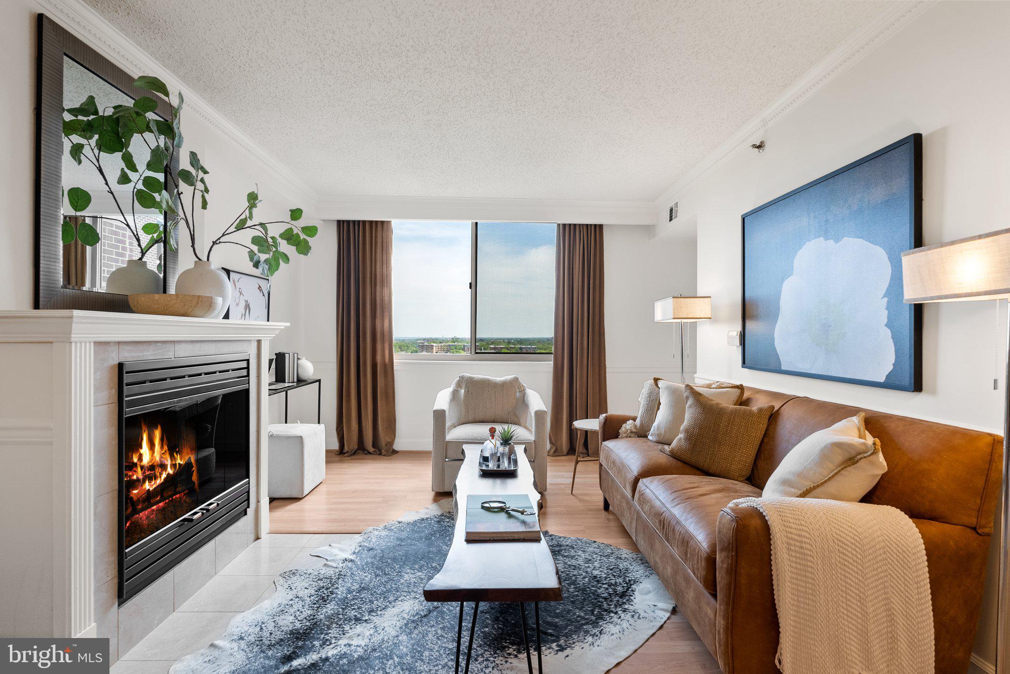 THE WILLIAMSBURG - Residential