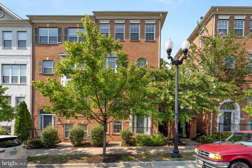 - WE ARE REVIEWING OFFERS AS THEY COME IN -   Stunning 4 level, end unit townhome with lots of natural light! 3 beds/2.5 baths/2 car gar. Lower level can be used as an office or additional guest bedroom. Gleaming hardwoods on all  levels! Chef's kit w/granite and new SS appliances.  New HWH, washer/dryer and AC. Balcony for grilling, morning coffee/quiet evenings! Fabulous 3-sided gas fireplace! Master suite w/tray ceiling, updated luxury master bath, huge walk in organized closet, updated powder room, updated stairway carpet & new blinds throughout. Freshly painted and plenty of additional parking. Conveniently located close to the Columbia Pike Village Center with a Harris Teeter, Ballston & Shirlington both with plenty of shopping & dining options. Easy commuter access to the Pentagon, DC, the new National Landing (Amazon HQ), 395, the Ballston Metro, and bus transit stop across the street. This is the perfect place to call home!