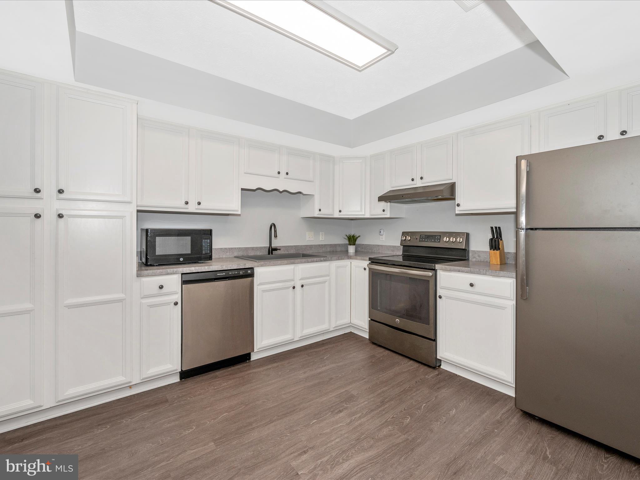 WEST IRVIN HEIGHTS - Residential