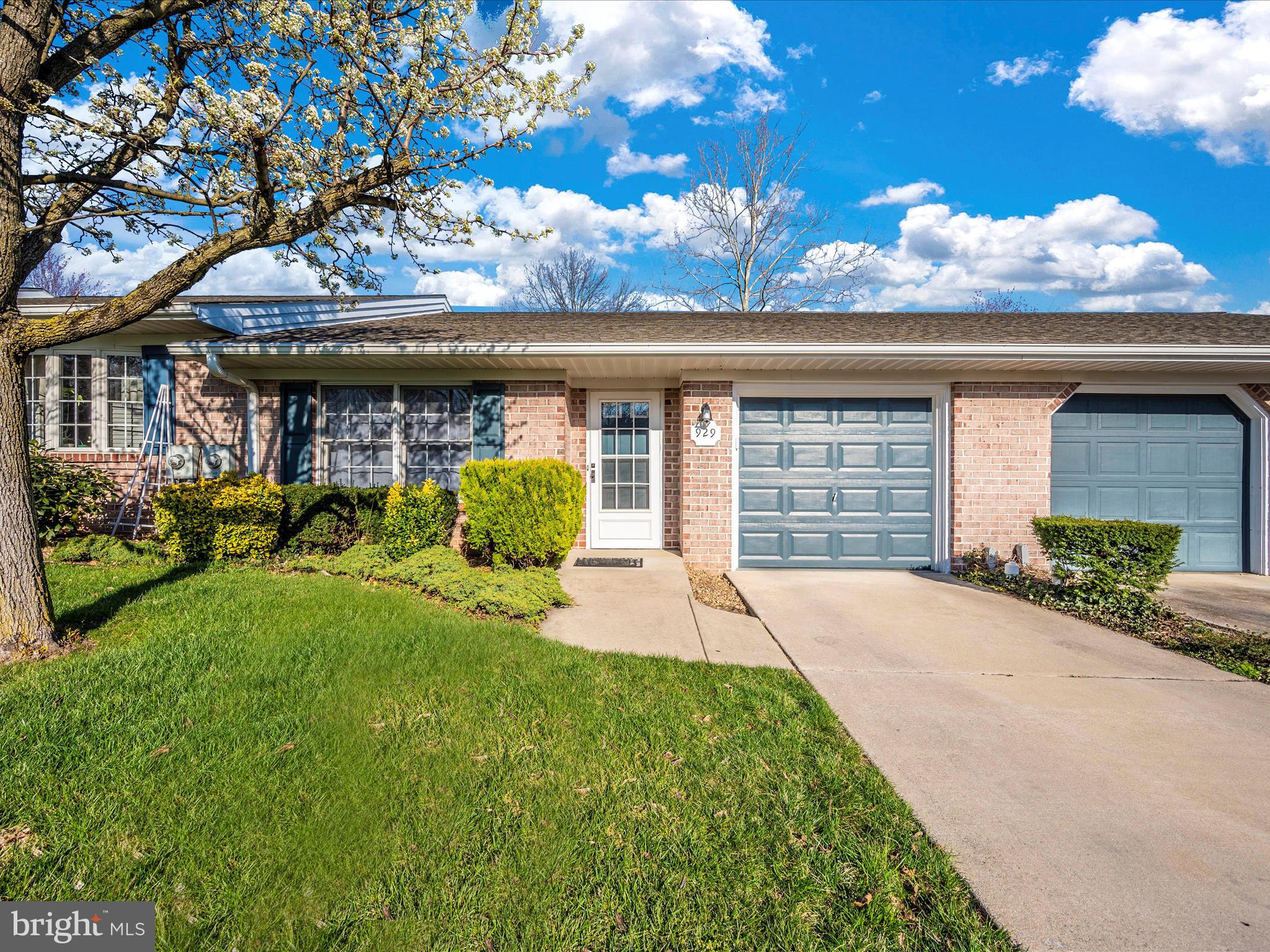 WEST IRVIN HEIGHTS - Residential