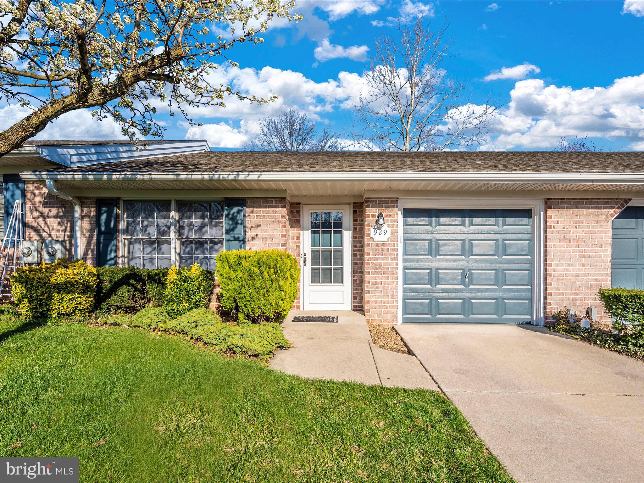 WEST IRVIN HEIGHTS - Residential