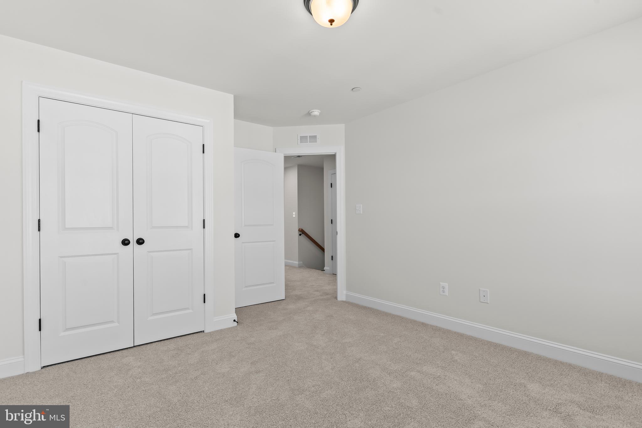 MEADOWS AT TOWN RUN II - Residential