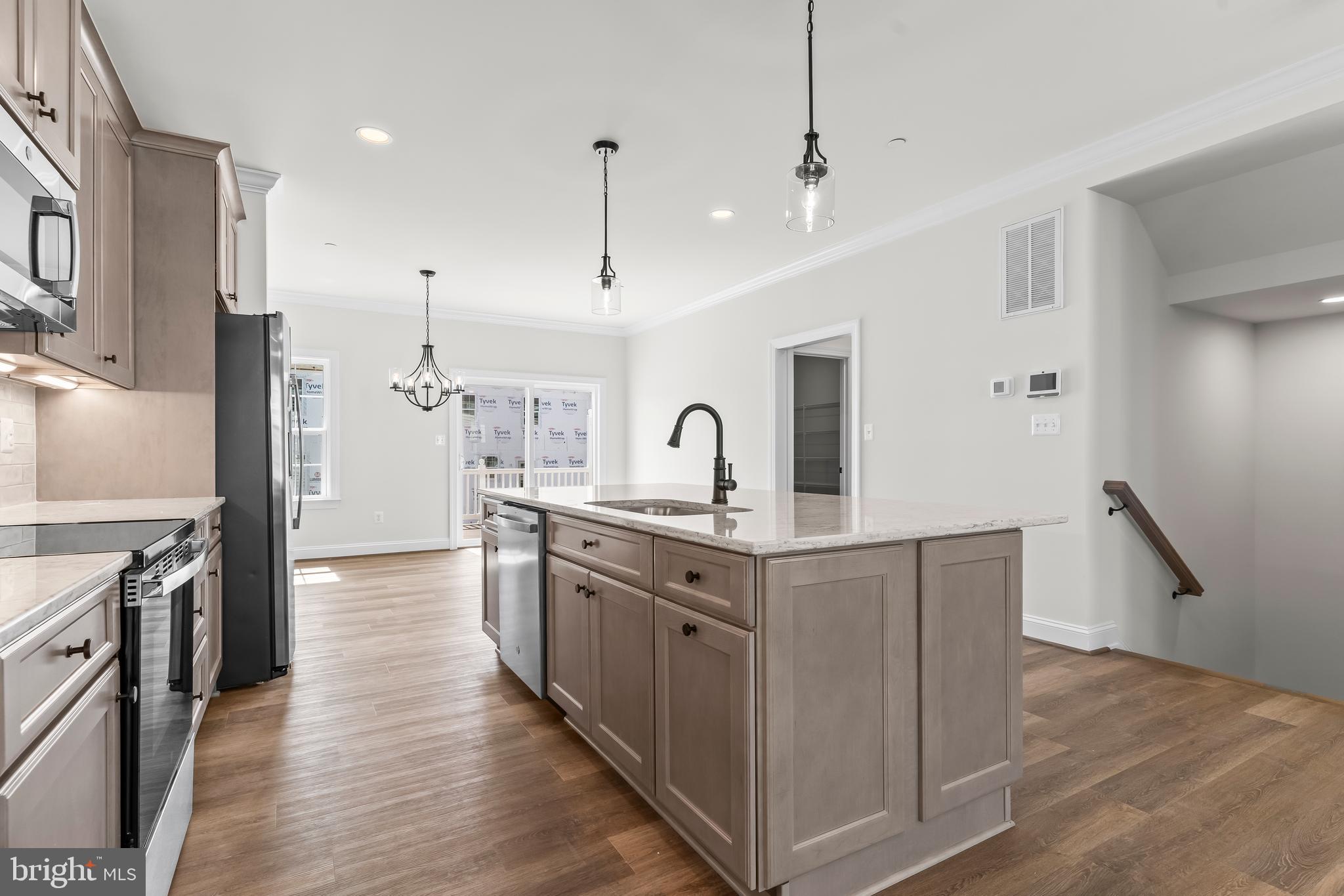 MEADOWS AT TOWN RUN II - Residential