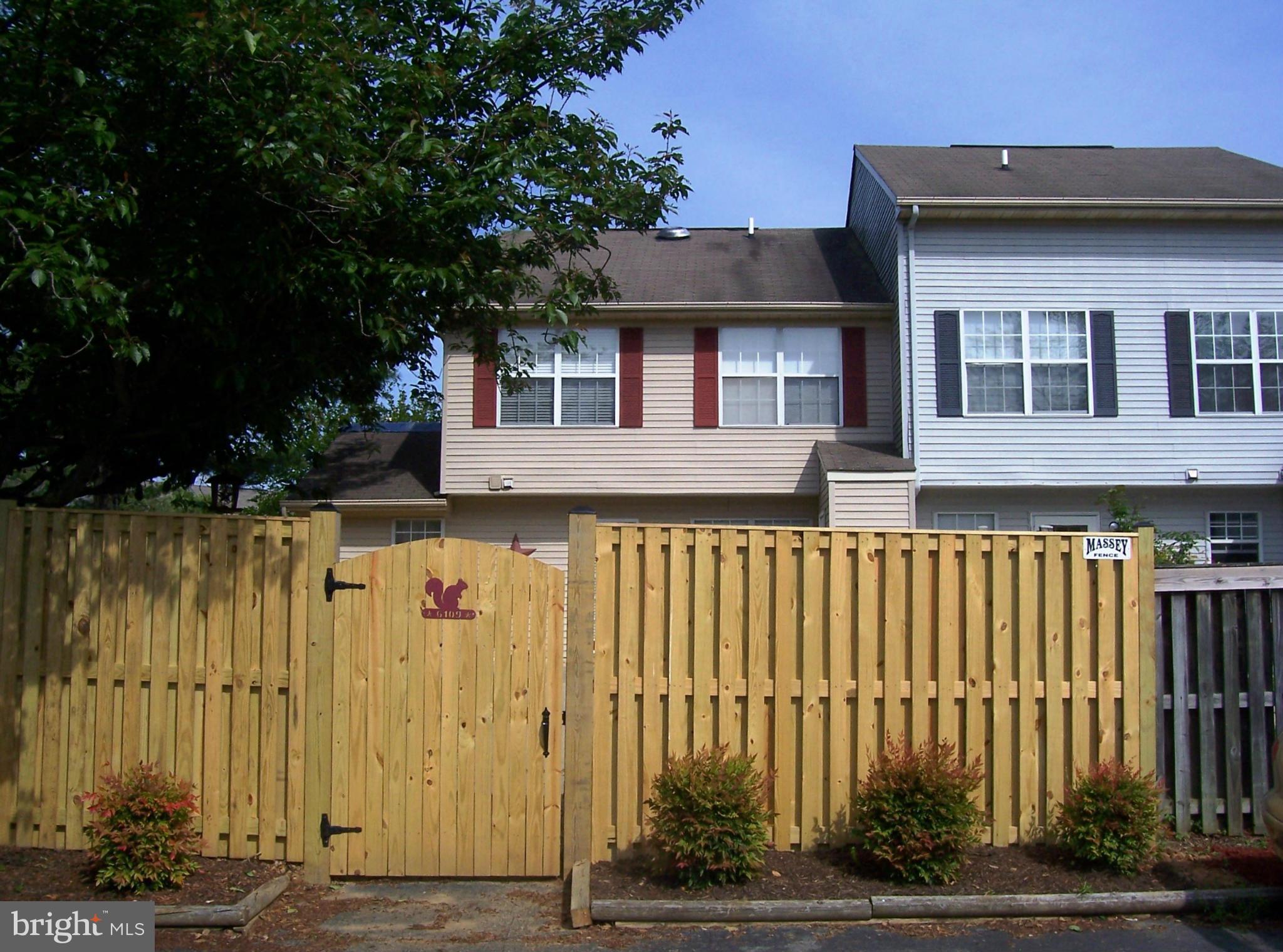 ST CHARLES SUB - HAMPSHIRE - Residential Lease